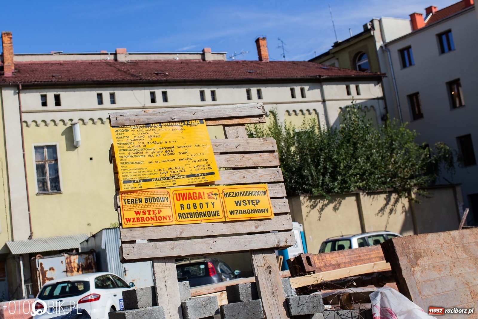Zdjęcie w galerii na portalu naszraciborz.pl: Mieszkania wspomagane w miejsce komendy. Roboty na finiszu [FOTO i WIDEO] wiadomości z regionu