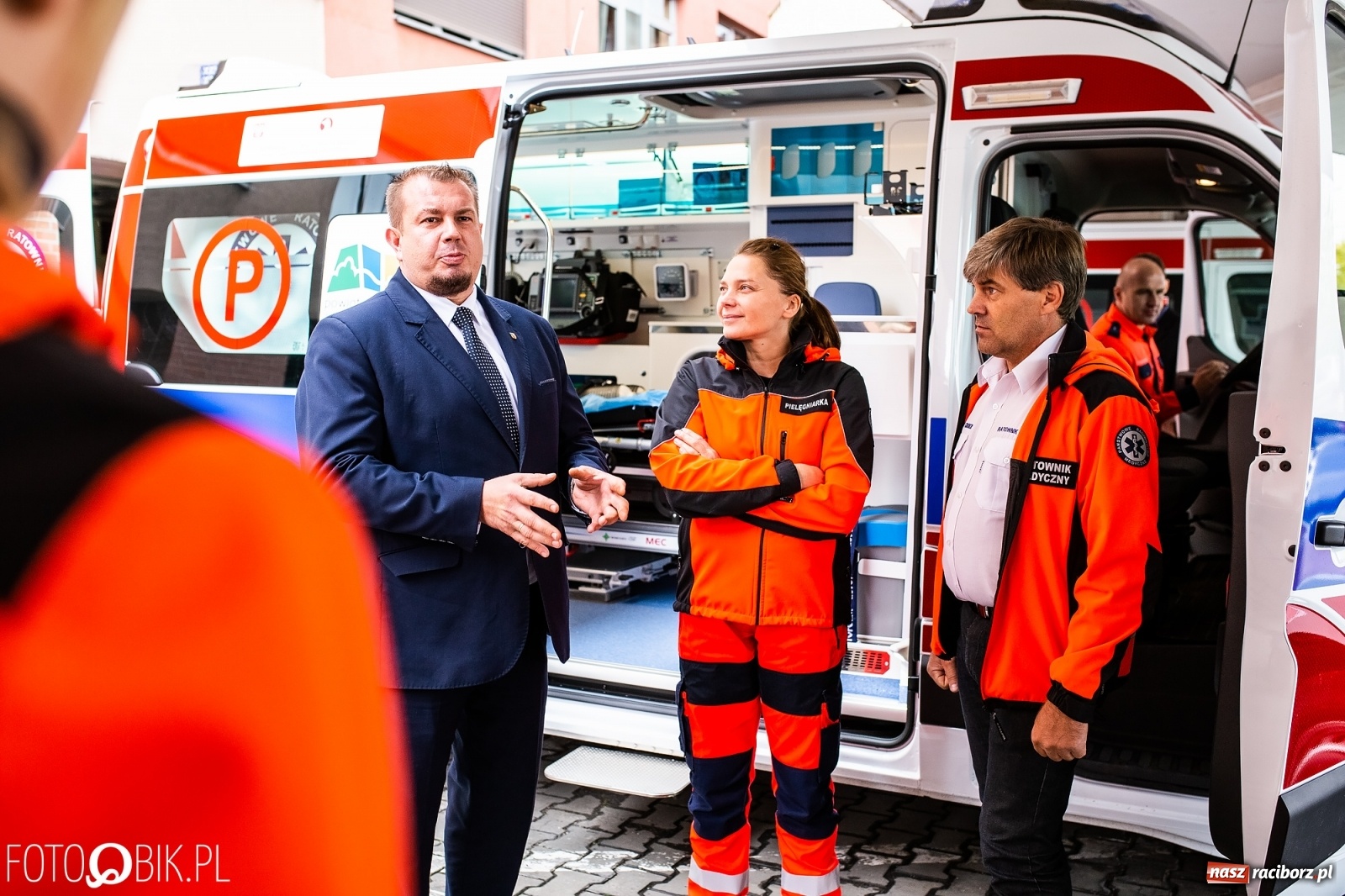 Zdjęcie w galerii na portalu naszraciborz.pl: Raciborskie pogotowie ma nowy ambulans [FOTO i WIDEO] wiadomości z regionu