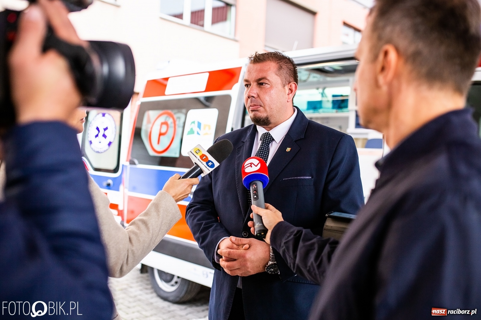 Zdjęcie w galerii na portalu naszraciborz.pl: Raciborskie pogotowie ma nowy ambulans [FOTO i WIDEO] wiadomości z regionu