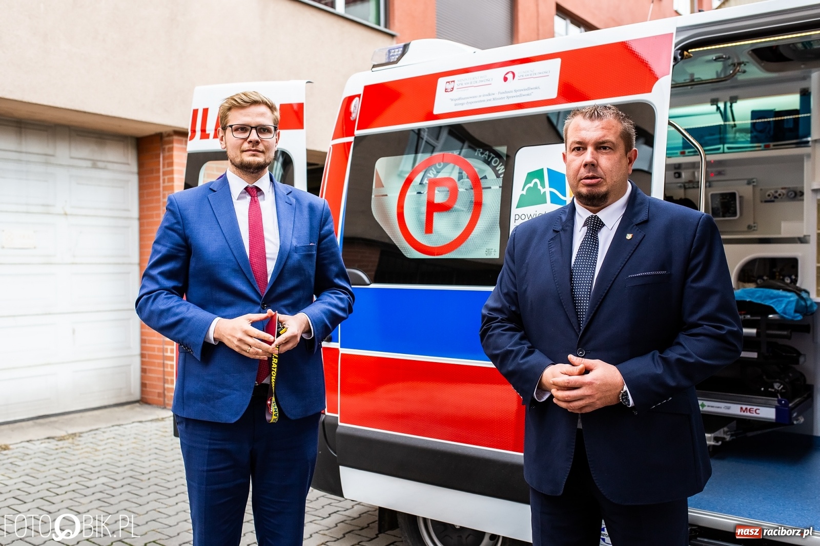 Zdjęcie w galerii na portalu naszraciborz.pl: Raciborskie pogotowie ma nowy ambulans [FOTO i WIDEO] wiadomości z regionu
