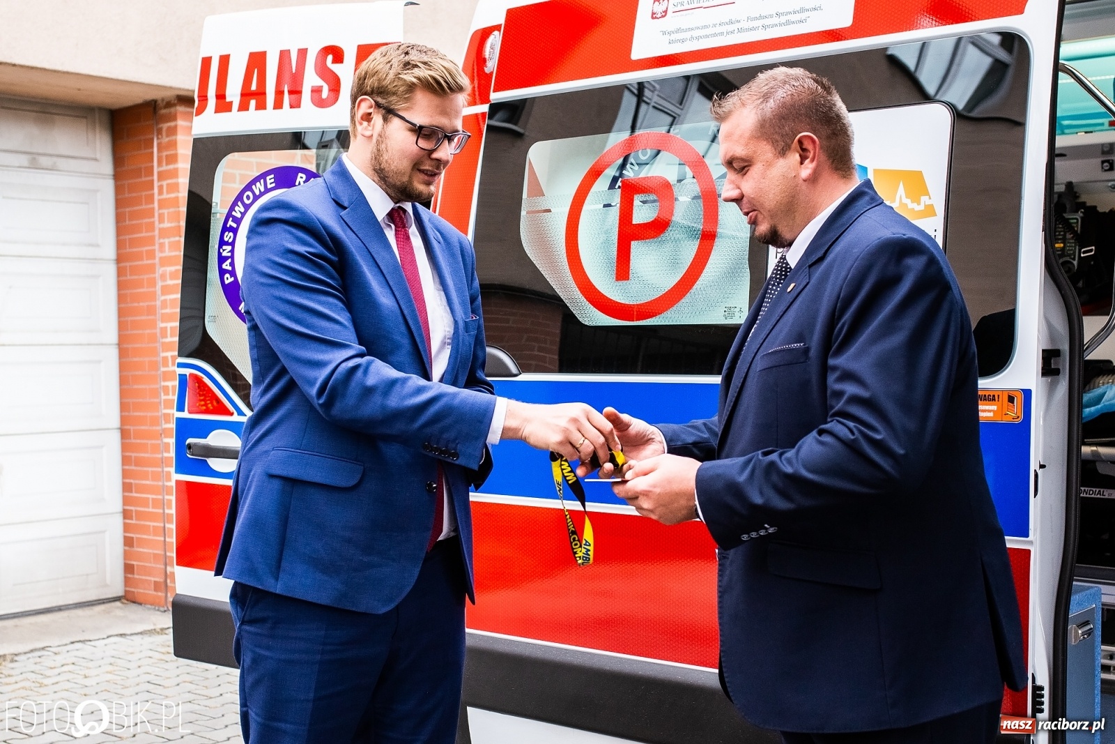 Zdjęcie w galerii na portalu naszraciborz.pl: Raciborskie pogotowie ma nowy ambulans [FOTO i WIDEO] wiadomości z regionu