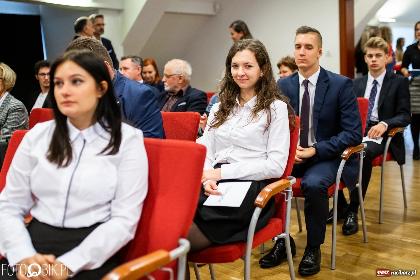 Zdjęcie w galerii na portalu naszraciborz.pl: Gaudeamus igitur zabrzmiało na zamku. PWSZ rozpoczęła nowy rok akademicki wiadomości z regionu
