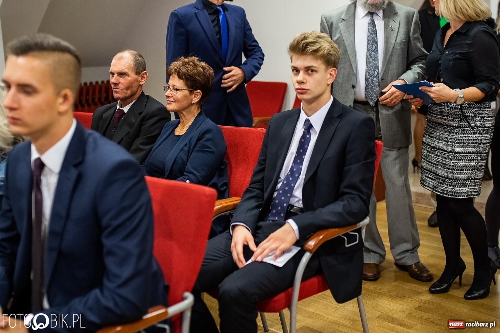 Zdjęcie w galerii na portalu naszraciborz.pl: Gaudeamus igitur zabrzmiało na zamku. PWSZ rozpoczęła nowy rok akademicki wiadomości z regionu