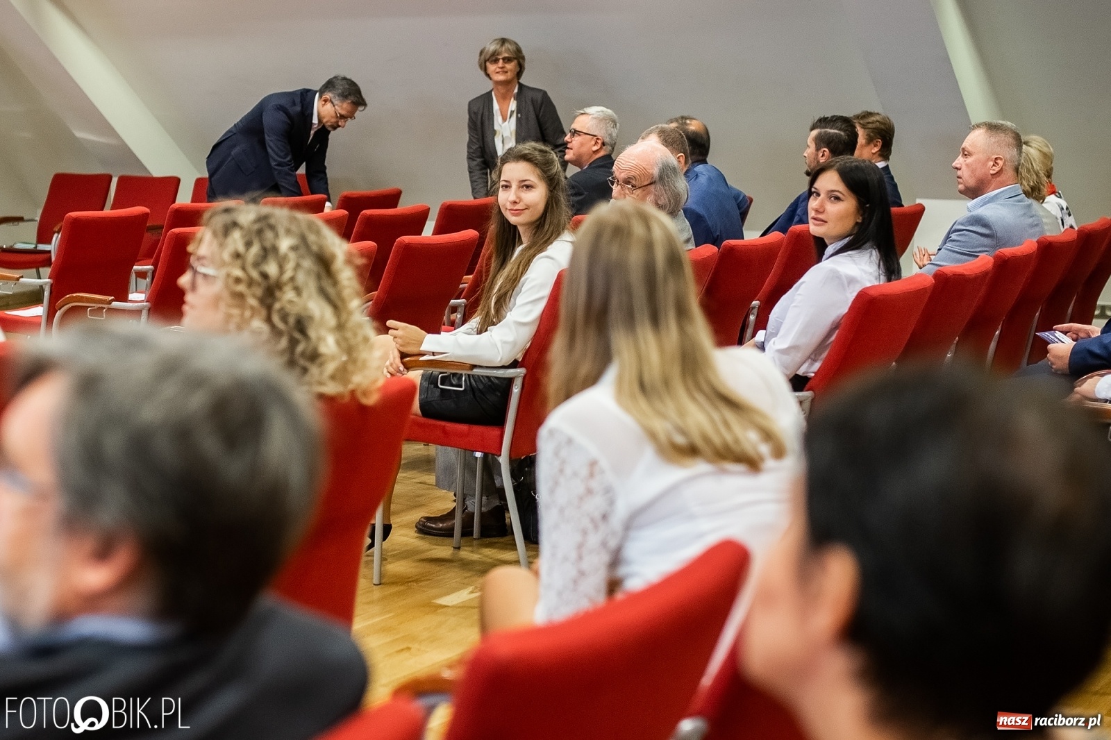 Zdjęcie w galerii na portalu naszraciborz.pl: Gaudeamus igitur zabrzmiało na zamku. PWSZ rozpoczęła nowy rok akademicki wiadomości z regionu