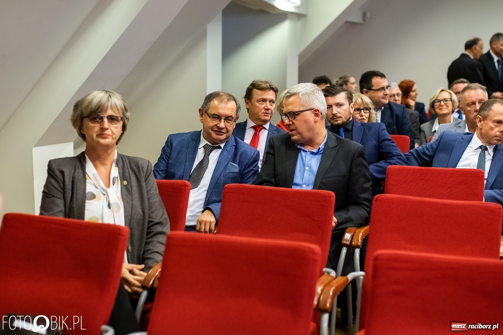 Zdjęcie w galerii na portalu naszraciborz.pl: Gaudeamus igitur zabrzmiało na zamku. PWSZ rozpoczęła nowy rok akademicki wiadomości z regionu