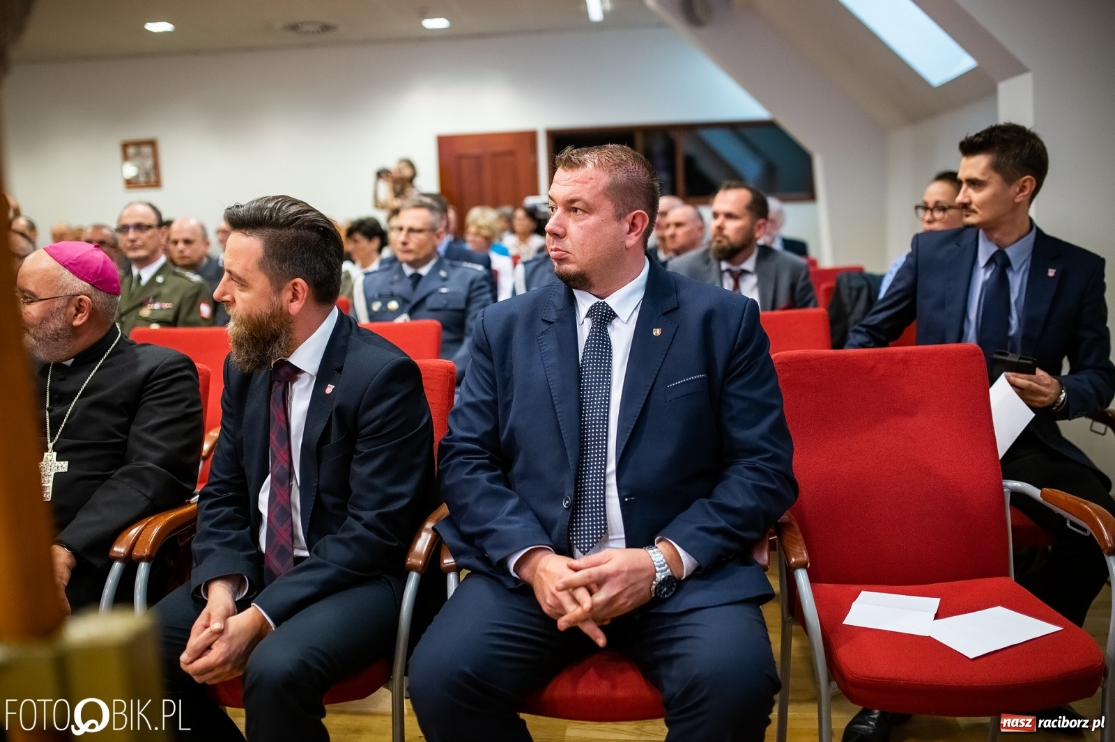 Zdjęcie w galerii na portalu naszraciborz.pl: Gaudeamus igitur zabrzmiało na zamku. PWSZ rozpoczęła nowy rok akademicki wiadomości z regionu