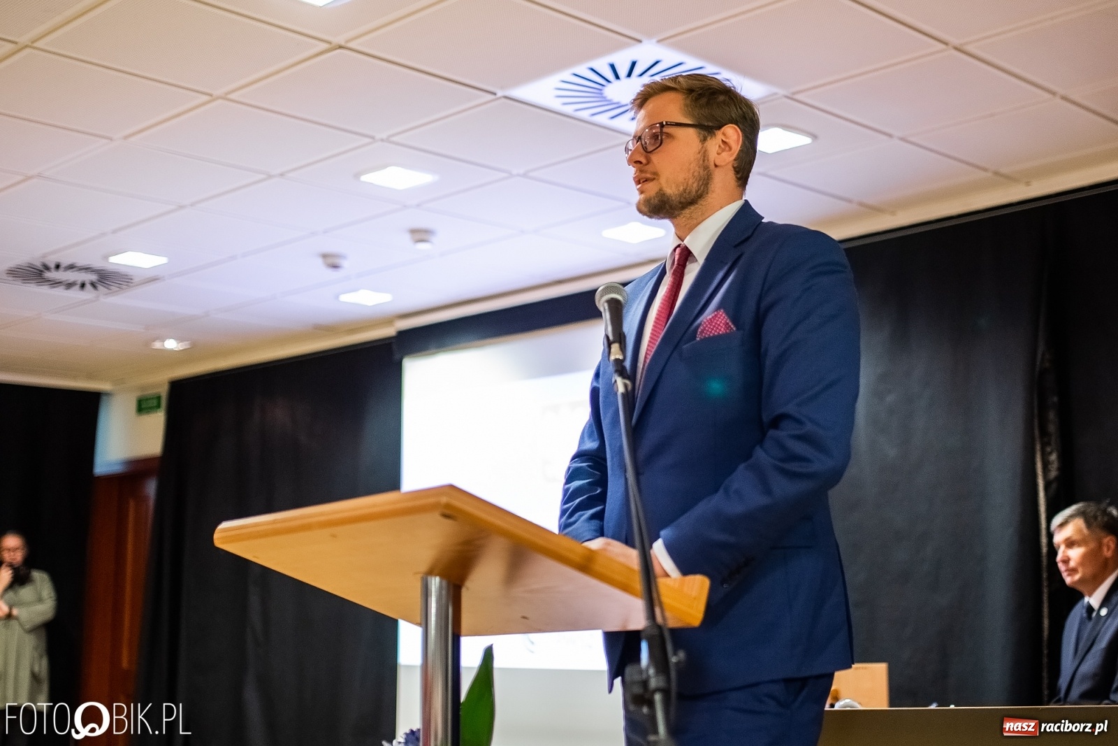 Zdjęcie w galerii na portalu naszraciborz.pl: Gaudeamus igitur zabrzmiało na zamku. PWSZ rozpoczęła nowy rok akademicki wiadomości z regionu