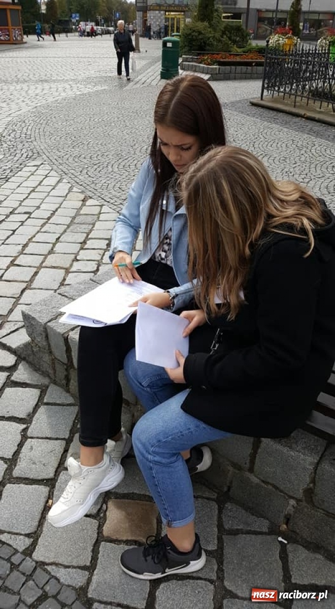 Zdjęcie w galerii na portalu naszraciborz.pl: Ekonomik obchodzi Dzień Języków Obcych  wiadomości z regionu