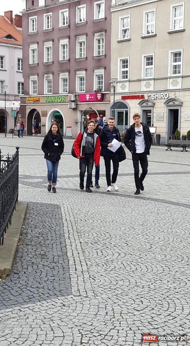 Zdjęcie w galerii na portalu naszraciborz.pl: Ekonomik obchodzi Dzień Języków Obcych  wiadomości z regionu