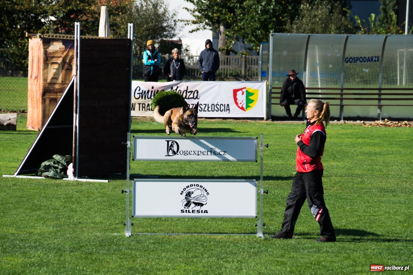 Zdjęcie w galerii na portalu naszraciborz.pl: W Nędzy trwają Mistrzostwa Świata w mondioringu wiadomości z regionu