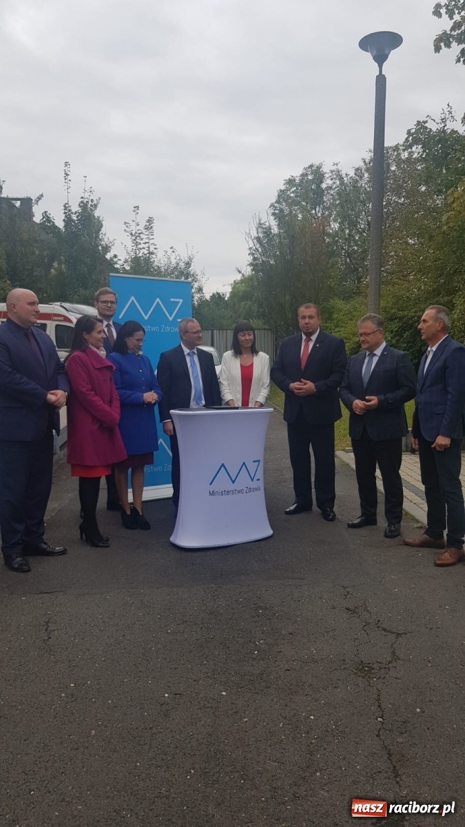 Zdjęcie w galerii na portalu naszraciborz.pl: Nowy ambulans dla stacji w Krzyżanowicach  wiadomości z regionu