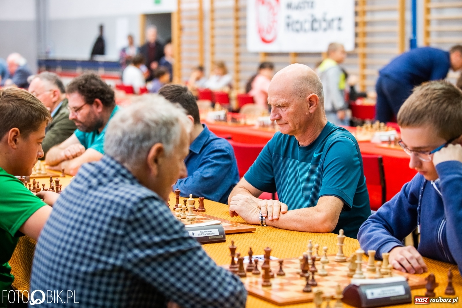 Zdjęcie w galerii na portalu naszraciborz.pl: Szachowy memoriał im. Alfreda Chrobaka w raciborskim MOS wiadomości z regionu