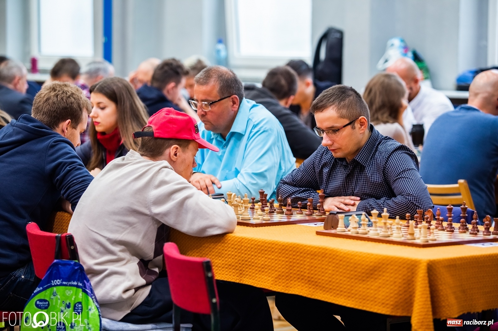 Zdjęcie w galerii na portalu naszraciborz.pl: Szachowy memoriał im. Alfreda Chrobaka w raciborskim MOS wiadomości z regionu