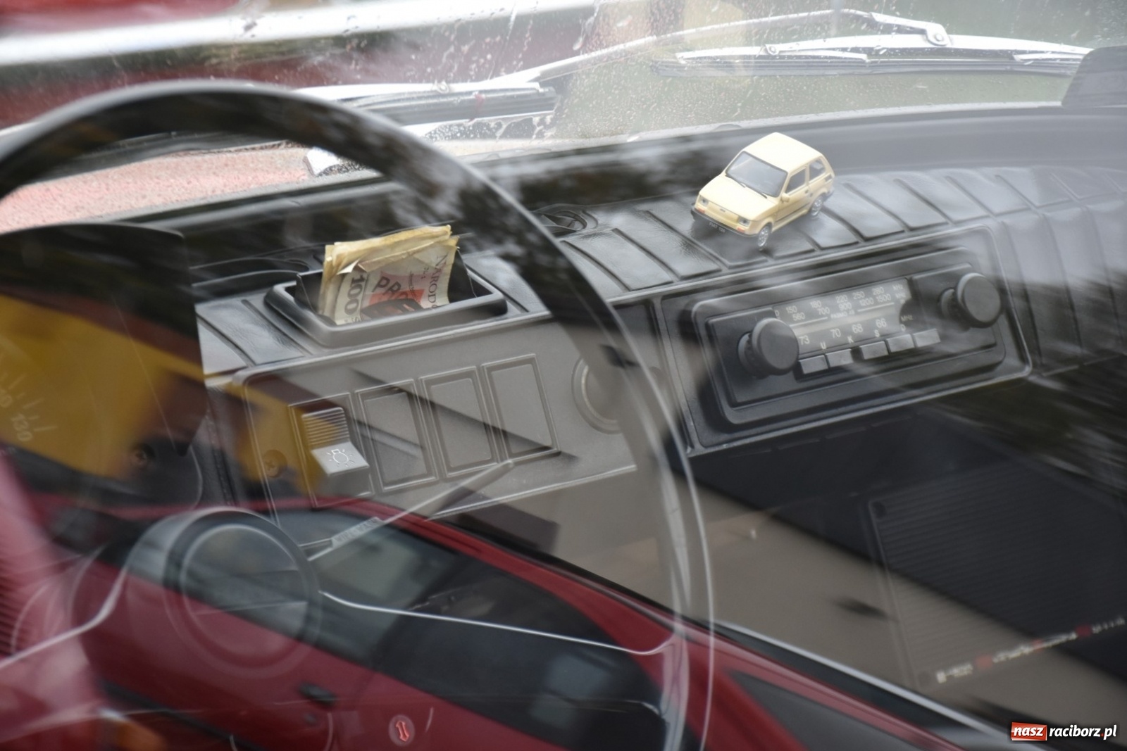 Zdjęcie w galerii na portalu naszraciborz.pl: Oldtimery w Zabełkowie [FOTO]  wiadomości z regionu