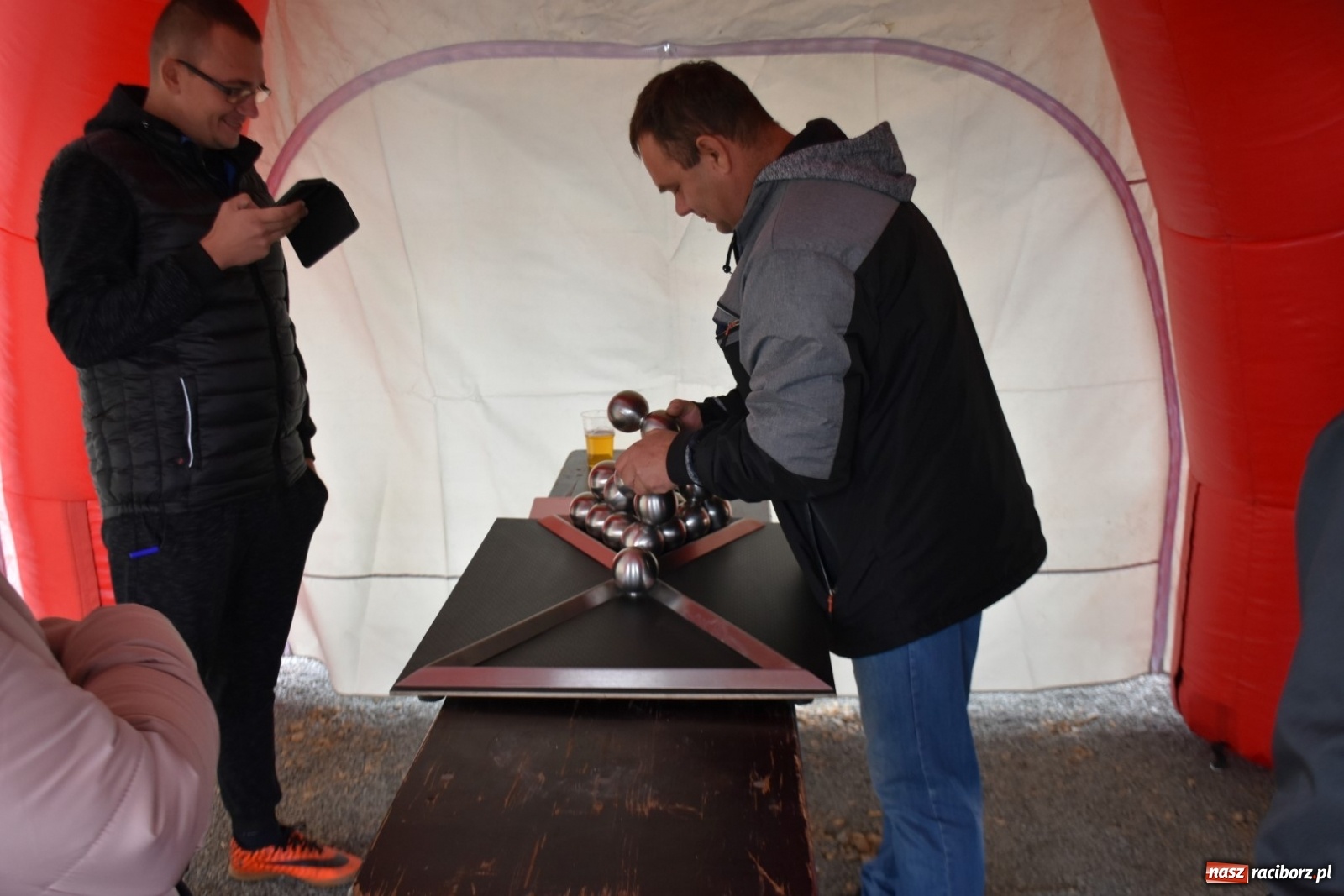 Zdjęcie w galerii na portalu naszraciborz.pl: Oldtimery w Zabełkowie [FOTO]  wiadomości z regionu