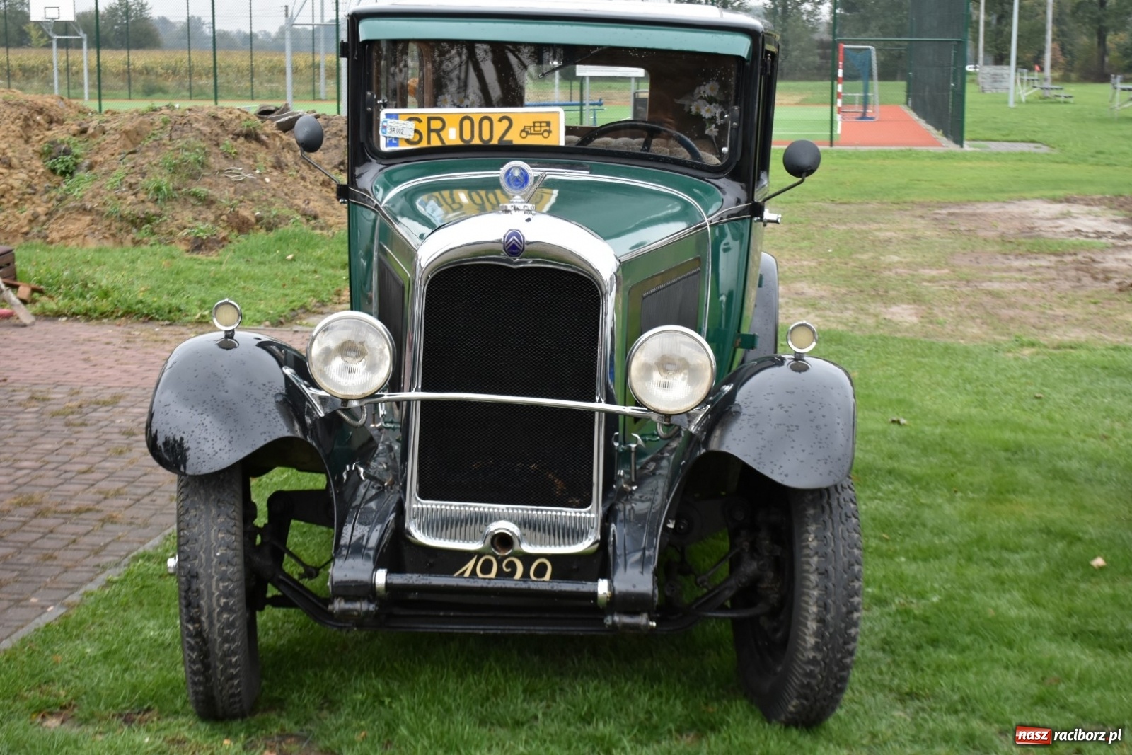Zdjęcie w galerii na portalu naszraciborz.pl: Oldtimery w Zabełkowie [FOTO]  wiadomości z regionu