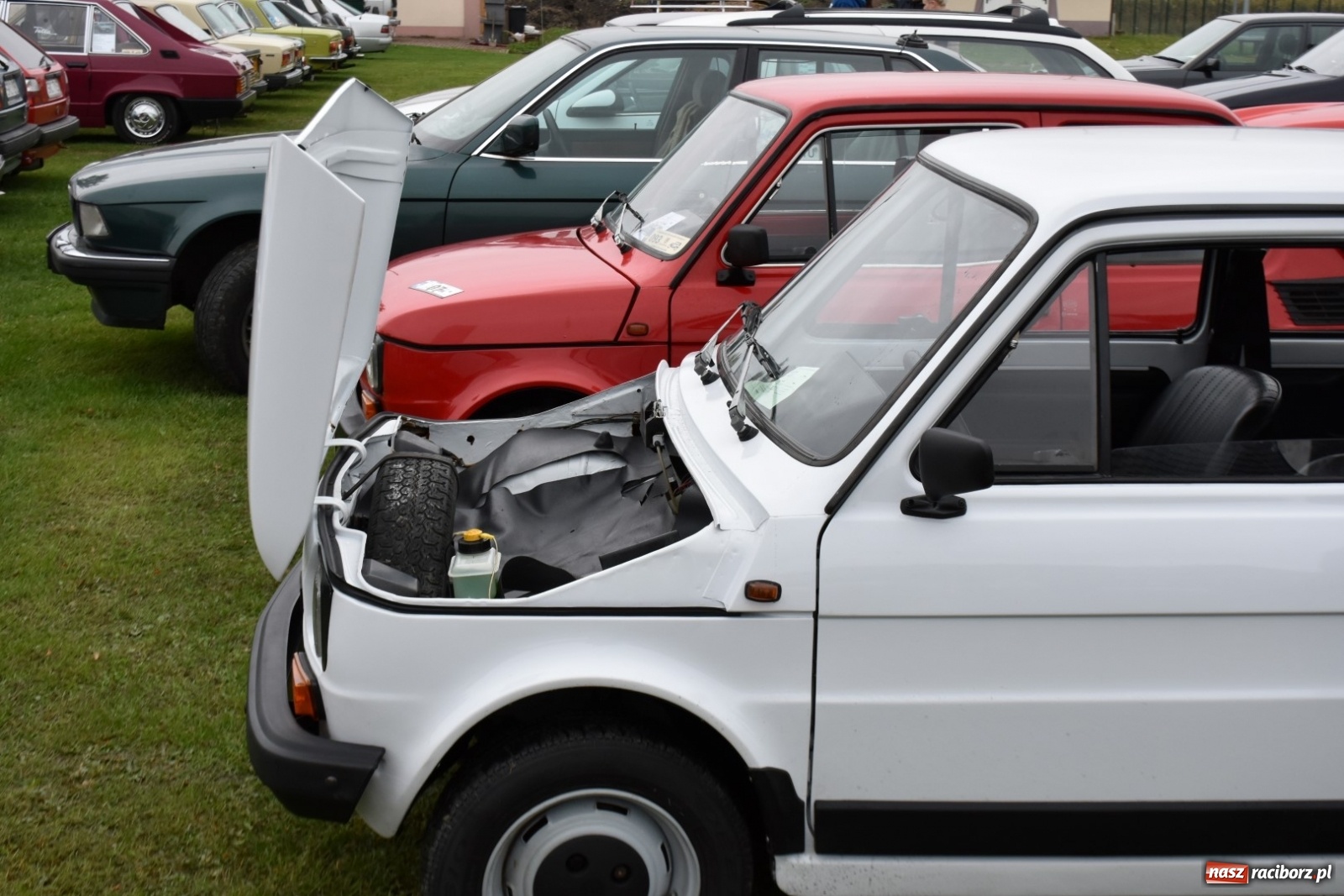 Zdjęcie w galerii na portalu naszraciborz.pl: Oldtimery w Zabełkowie [FOTO]  wiadomości z regionu