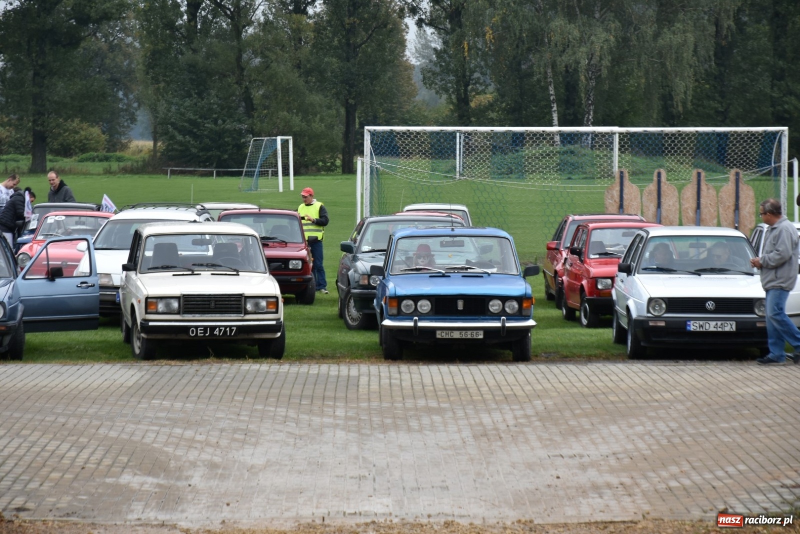 Zdjęcie w galerii na portalu naszraciborz.pl: Oldtimery w Zabełkowie [FOTO]  wiadomości z regionu