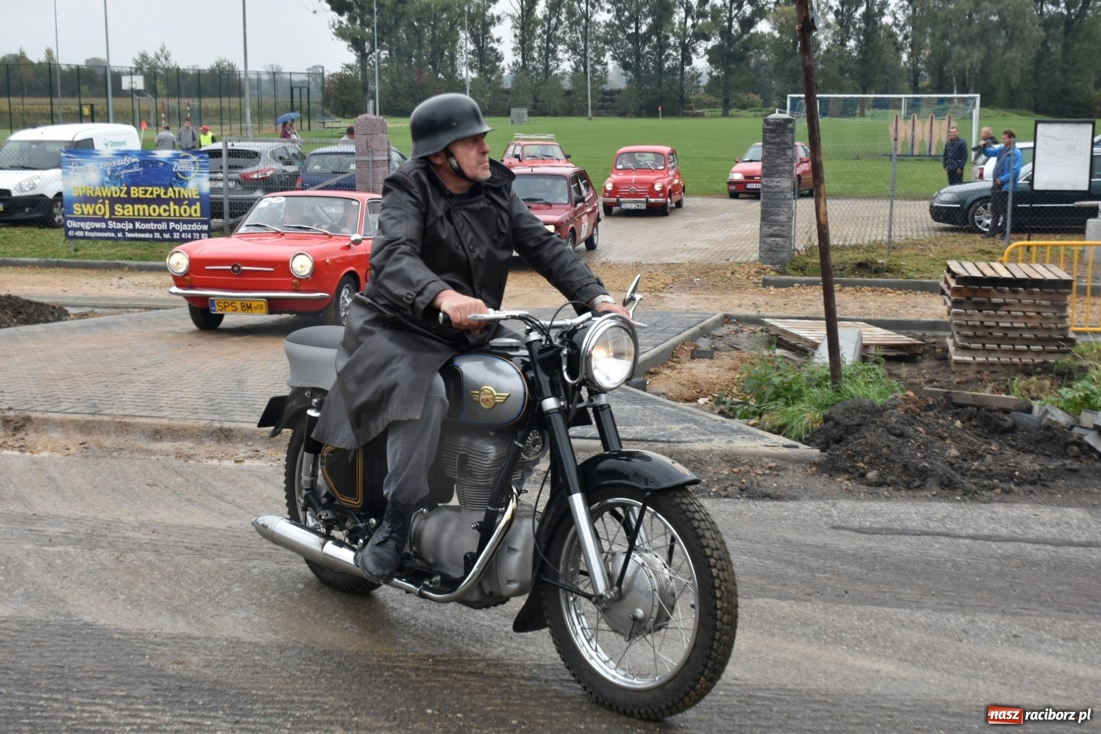 Zdjęcie w galerii na portalu naszraciborz.pl: Oldtimery w Zabełkowie [FOTO]  wiadomości z regionu