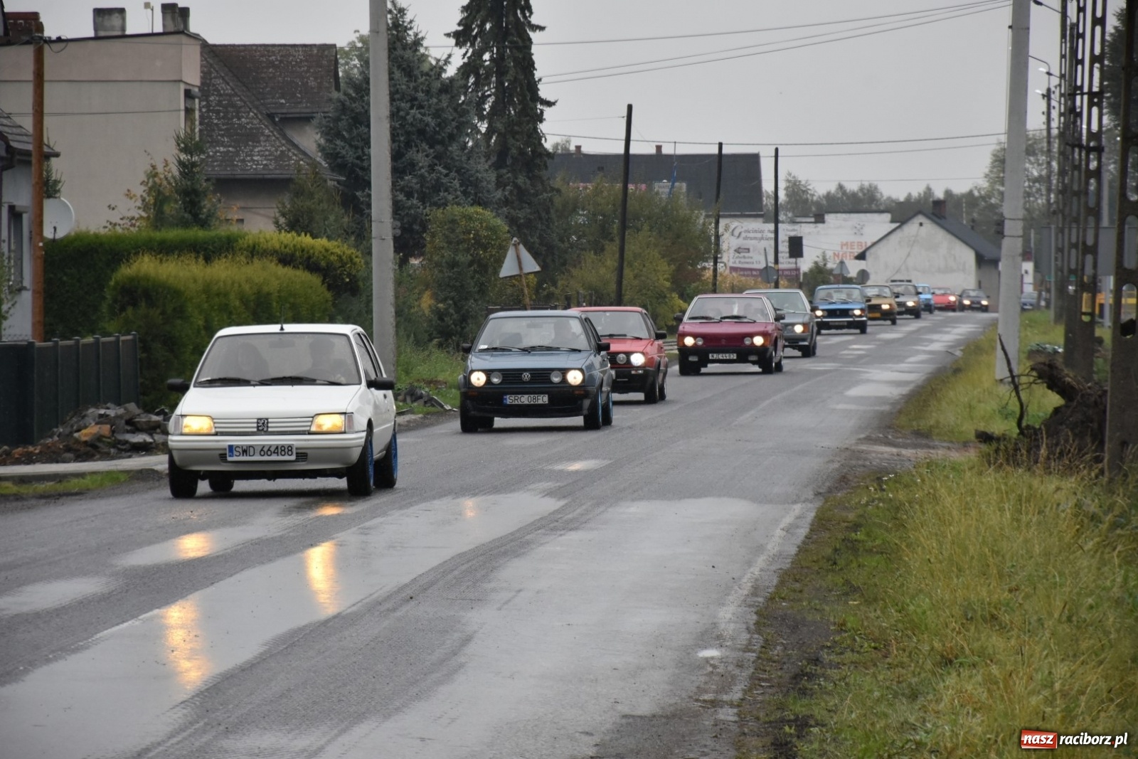 Zdjęcie w galerii na portalu naszraciborz.pl: Oldtimery w Zabełkowie [FOTO]  wiadomości z regionu