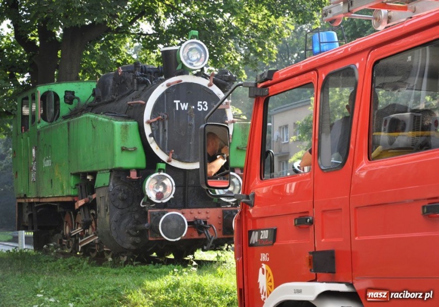 Zdjęcie w galerii na portalu naszraciborz.pl: Chcieli odjechać Halinką... wiadomości z regionu