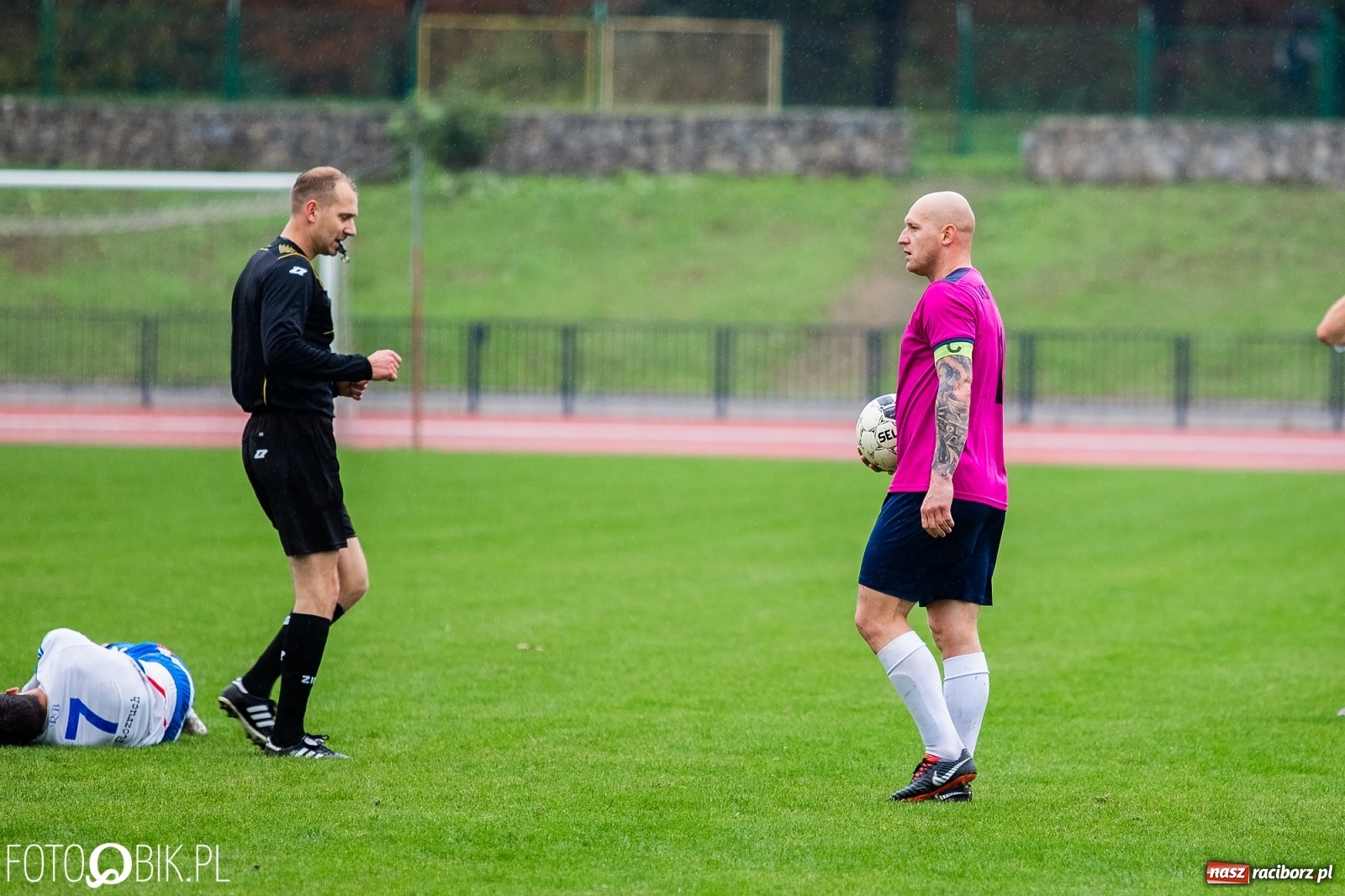 Zdjęcie w galerii na portalu naszraciborz.pl: Klasa okręgowa. Derbowe starcie na remis wiadomości z regionu
