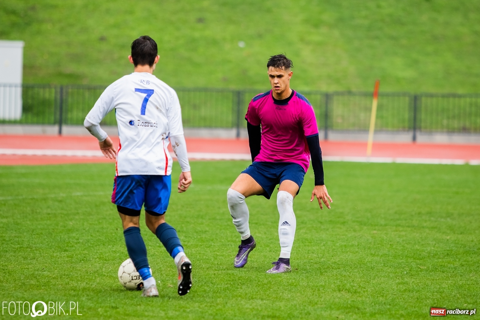 Zdjęcie w galerii na portalu naszraciborz.pl: Klasa okręgowa. Derbowe starcie na remis wiadomości z regionu