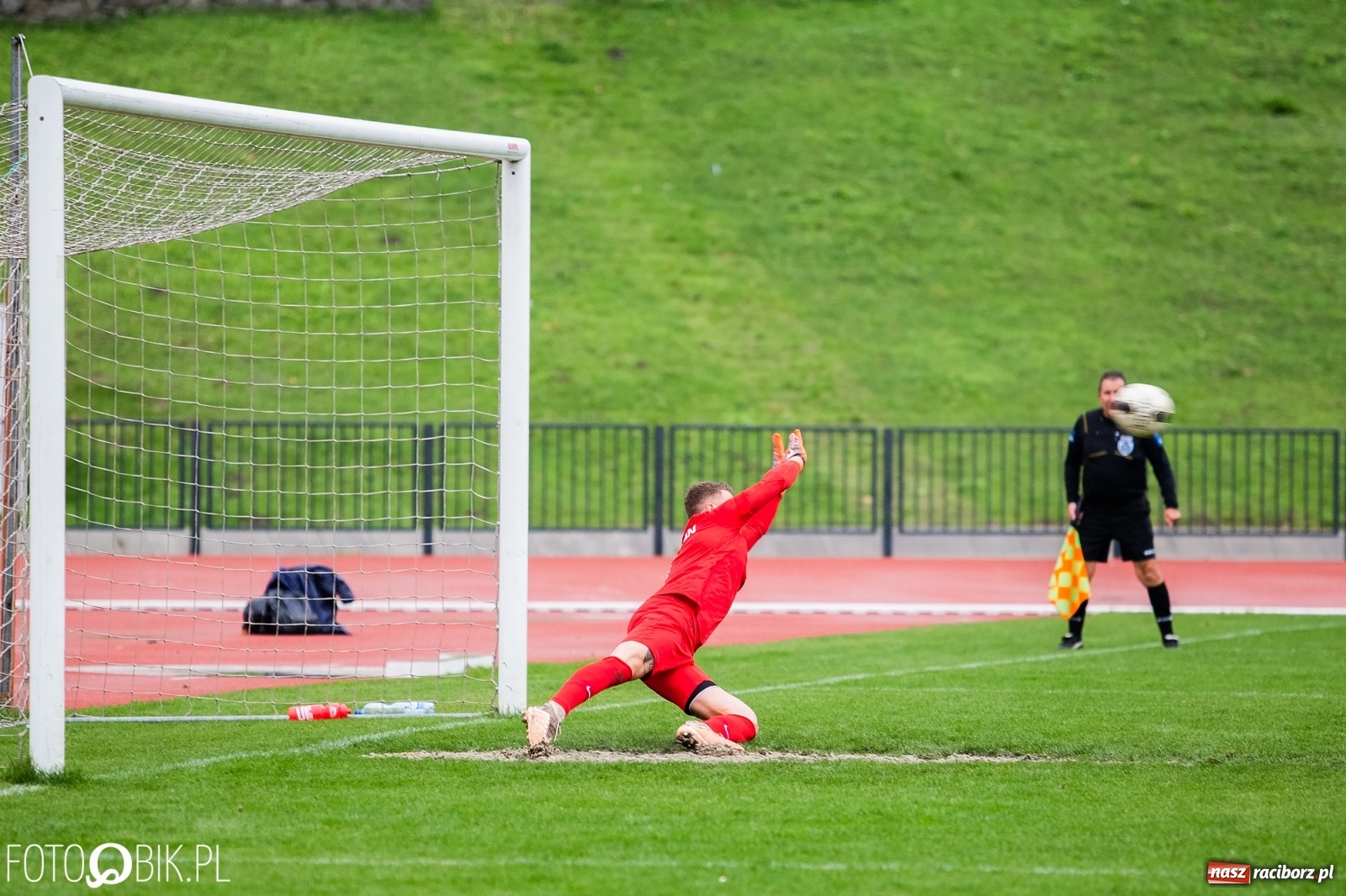 Zdjęcie w galerii na portalu naszraciborz.pl: Klasa okręgowa. Derbowe starcie na remis wiadomości z regionu