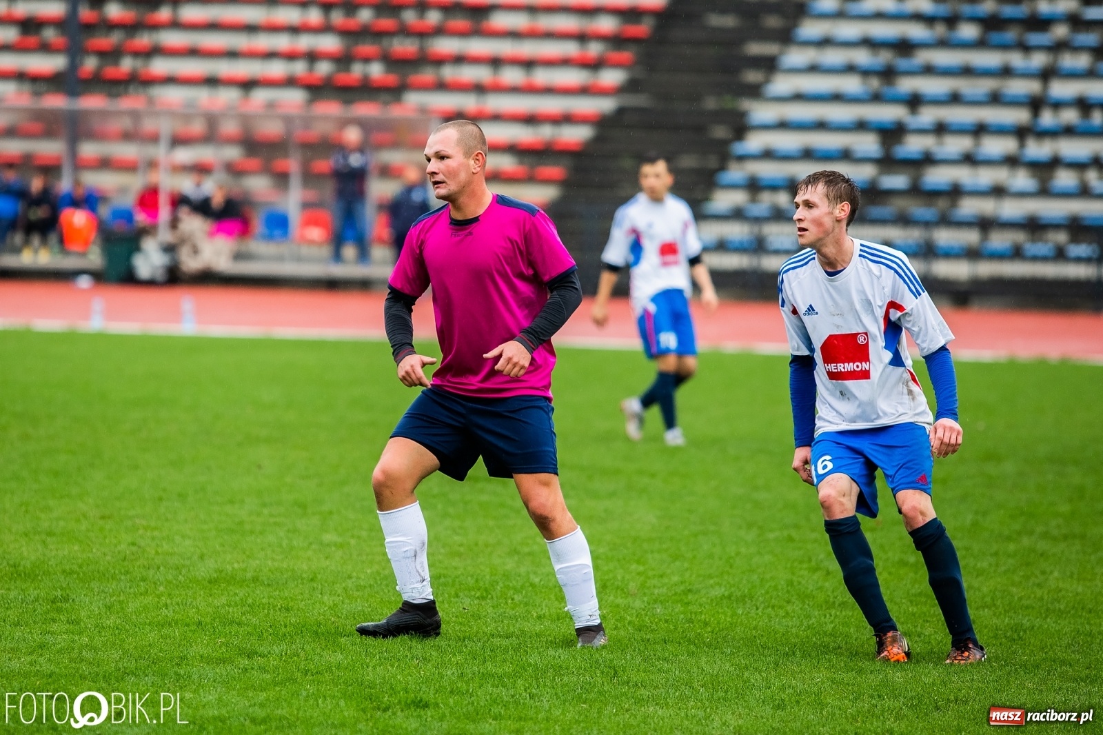 Zdjęcie w galerii na portalu naszraciborz.pl: Klasa okręgowa. Derbowe starcie na remis wiadomości z regionu