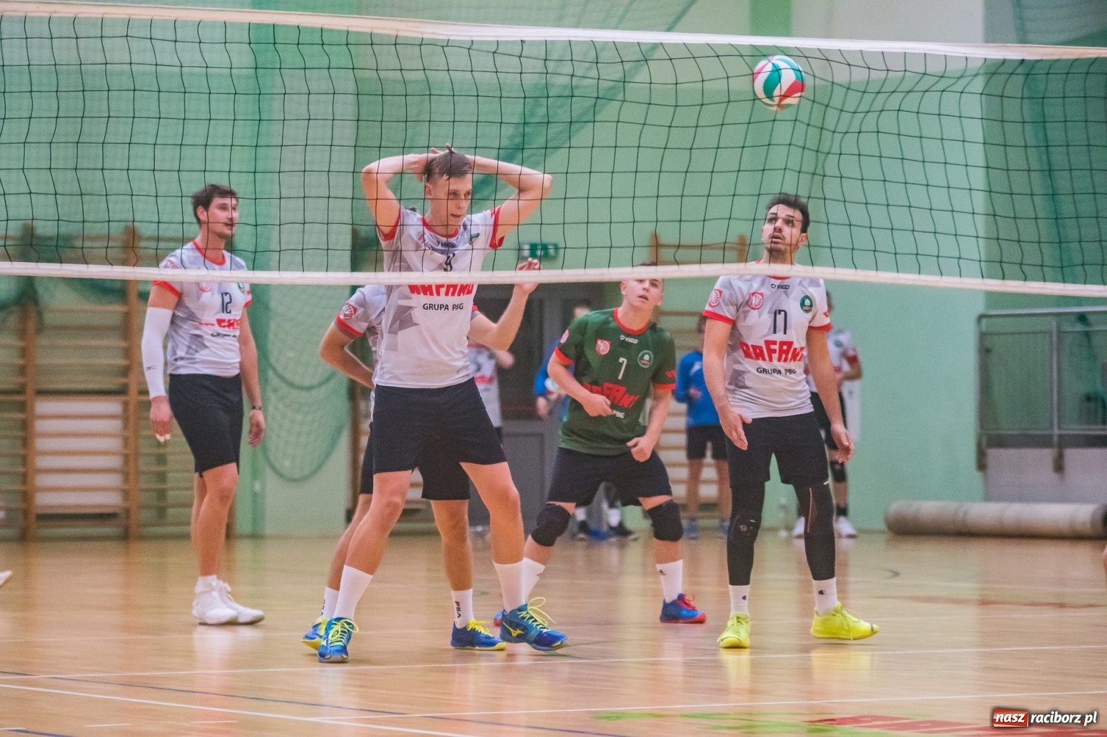 Zdjęcie w galerii na portalu naszraciborz.pl: Szybkie 3:0 i do domu. Siatkarze Rafako liderami I ligi śląskiej [FOTO i WIDEO] wiadomości z regionu