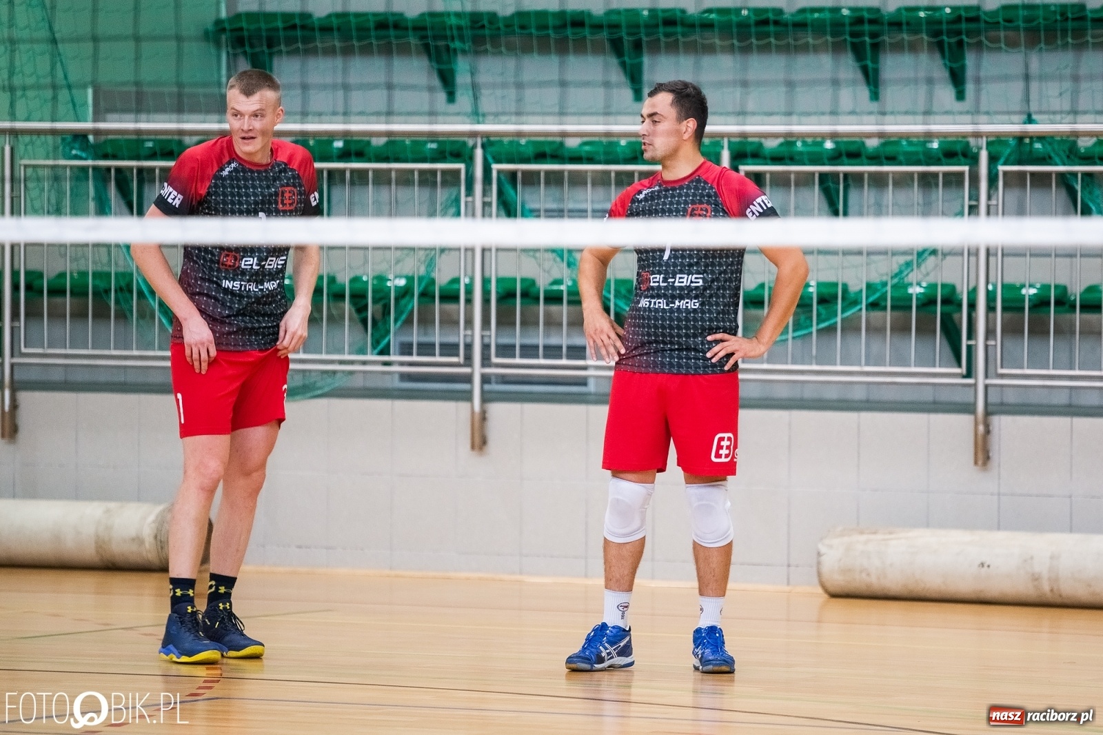 Zdjęcie w galerii na portalu naszraciborz.pl: Druga kolejka RLPS w Arenie Rafako wiadomości z regionu