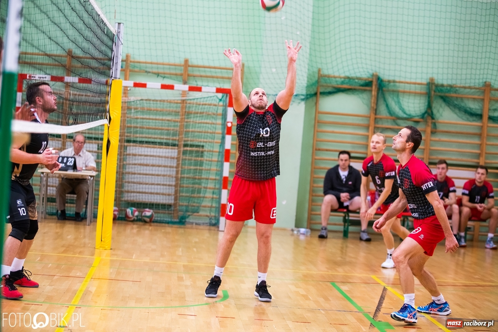 Zdjęcie w galerii na portalu naszraciborz.pl: Druga kolejka RLPS w Arenie Rafako wiadomości z regionu