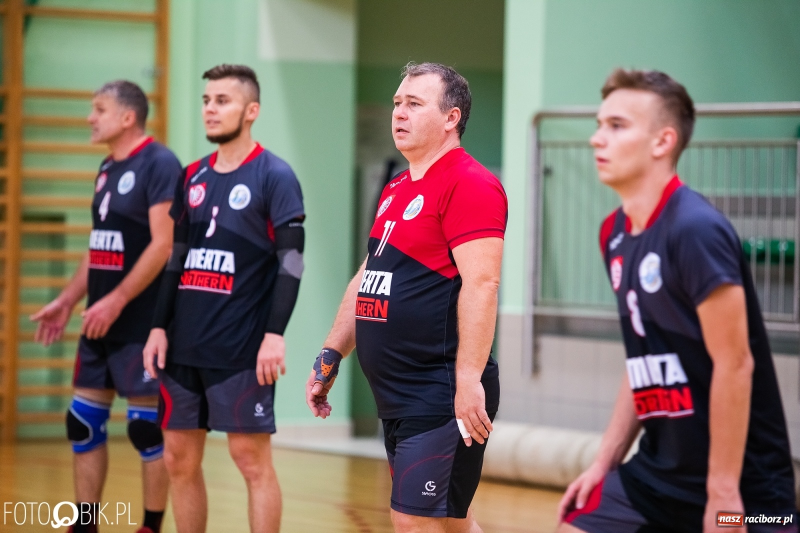 Zdjęcie w galerii na portalu naszraciborz.pl: Druga kolejka RLPS w Arenie Rafako wiadomości z regionu