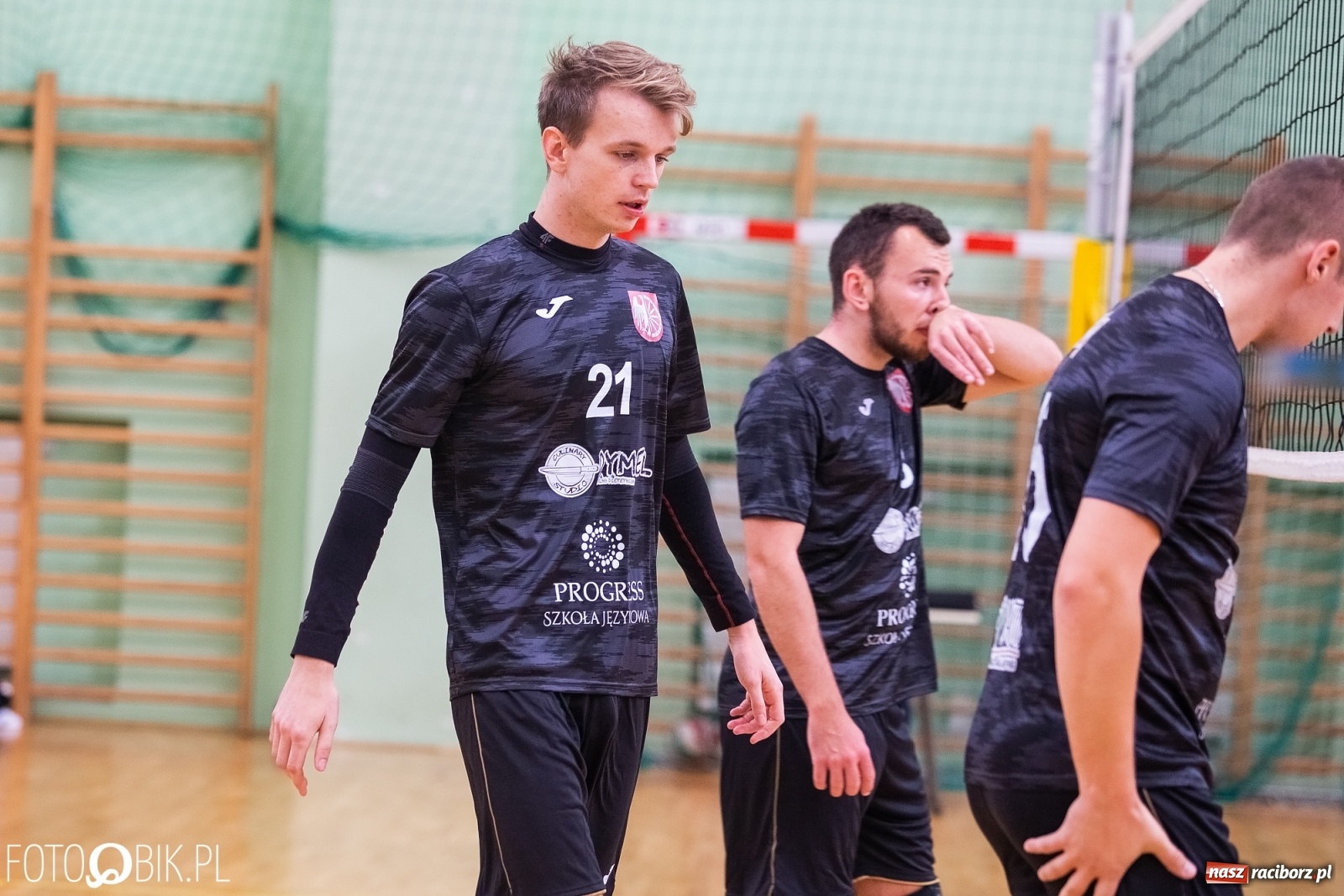 Zdjęcie w galerii na portalu naszraciborz.pl: Druga kolejka RLPS w Arenie Rafako wiadomości z regionu