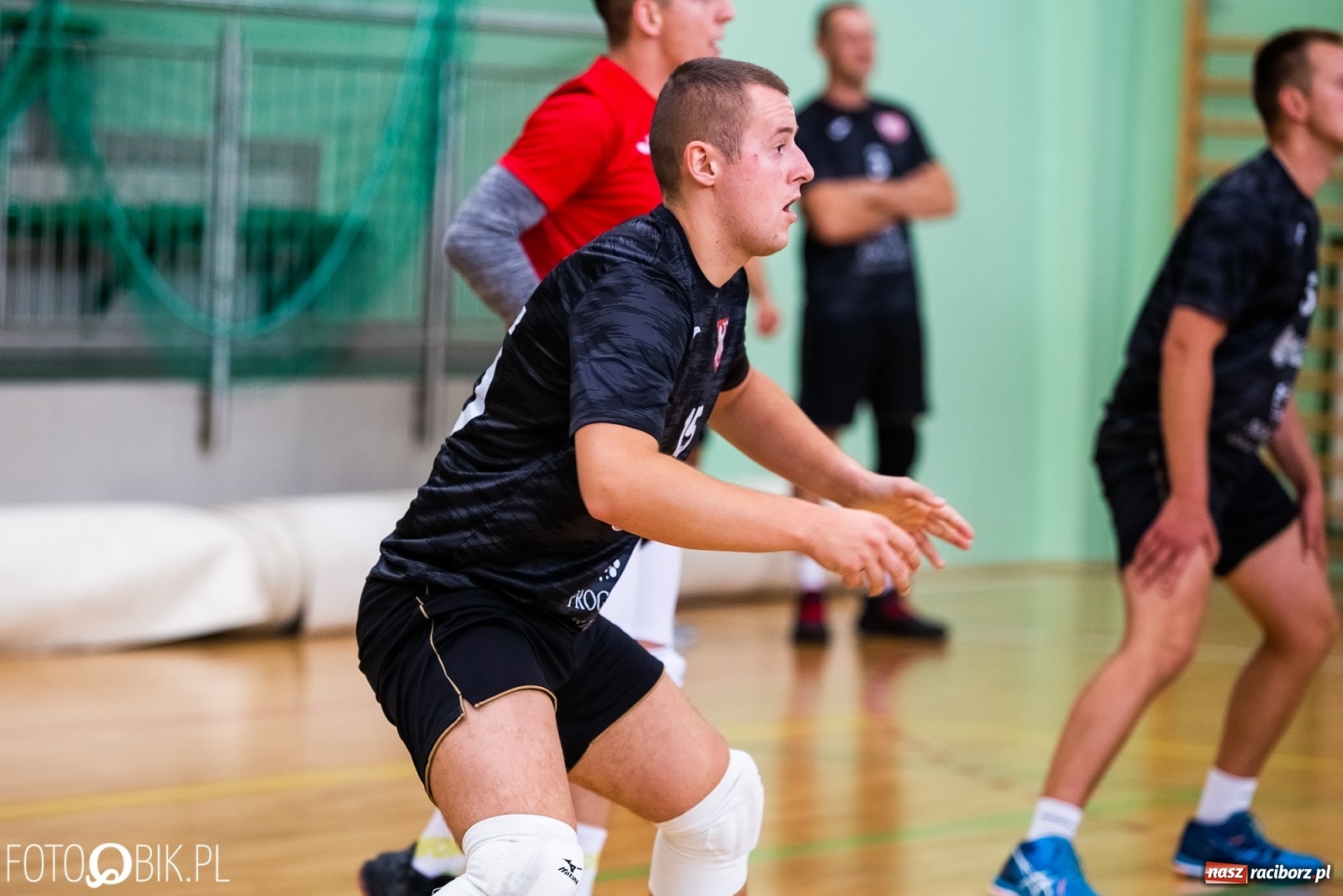 Zdjęcie w galerii na portalu naszraciborz.pl: Druga kolejka RLPS w Arenie Rafako wiadomości z regionu