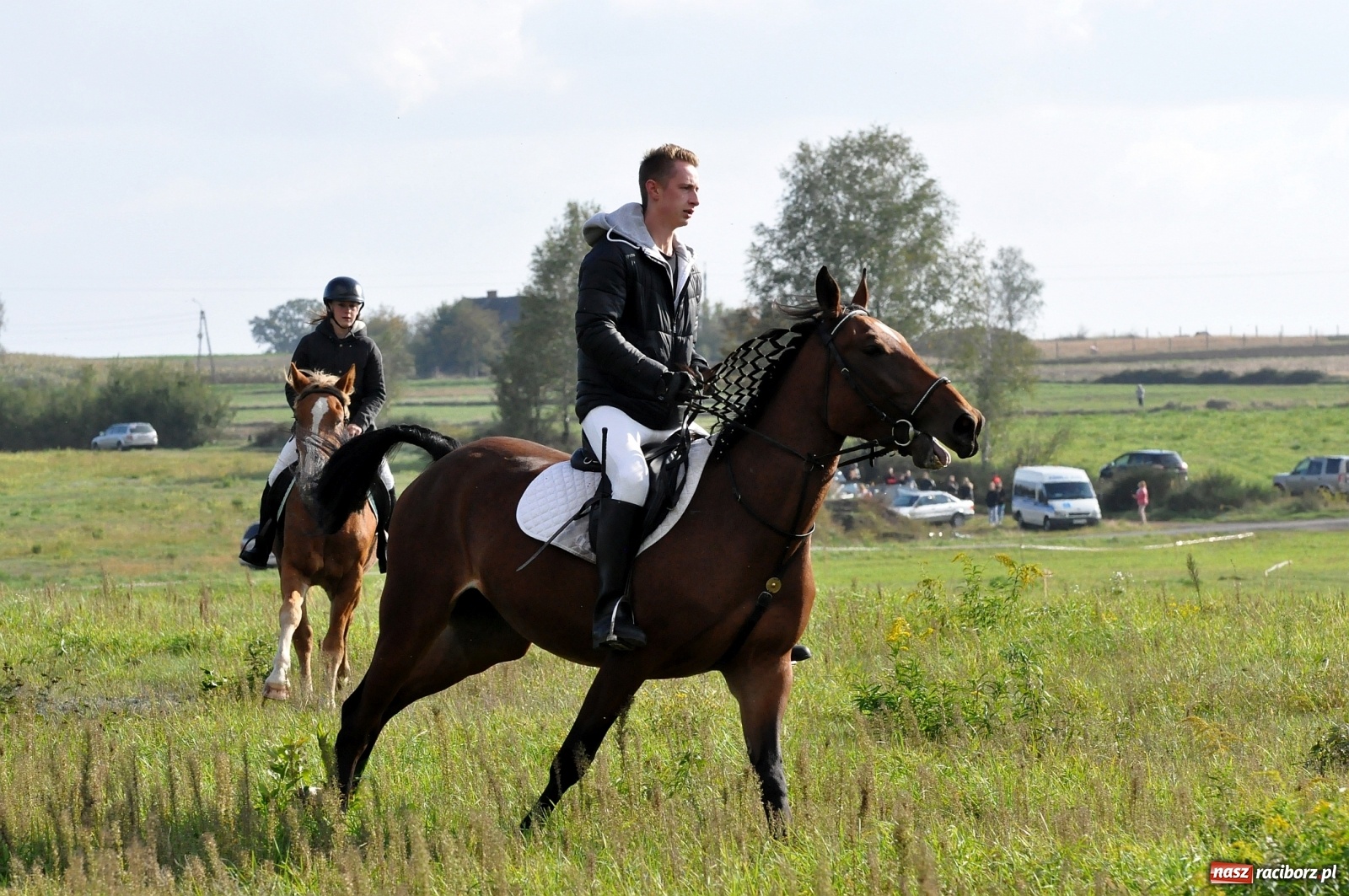 Zdjęcie w galerii na portalu naszraciborz.pl: W Łańcach na Hubertusie dwa razy gonili lisa [FOTO i WIDEO]  wiadomości z regionu