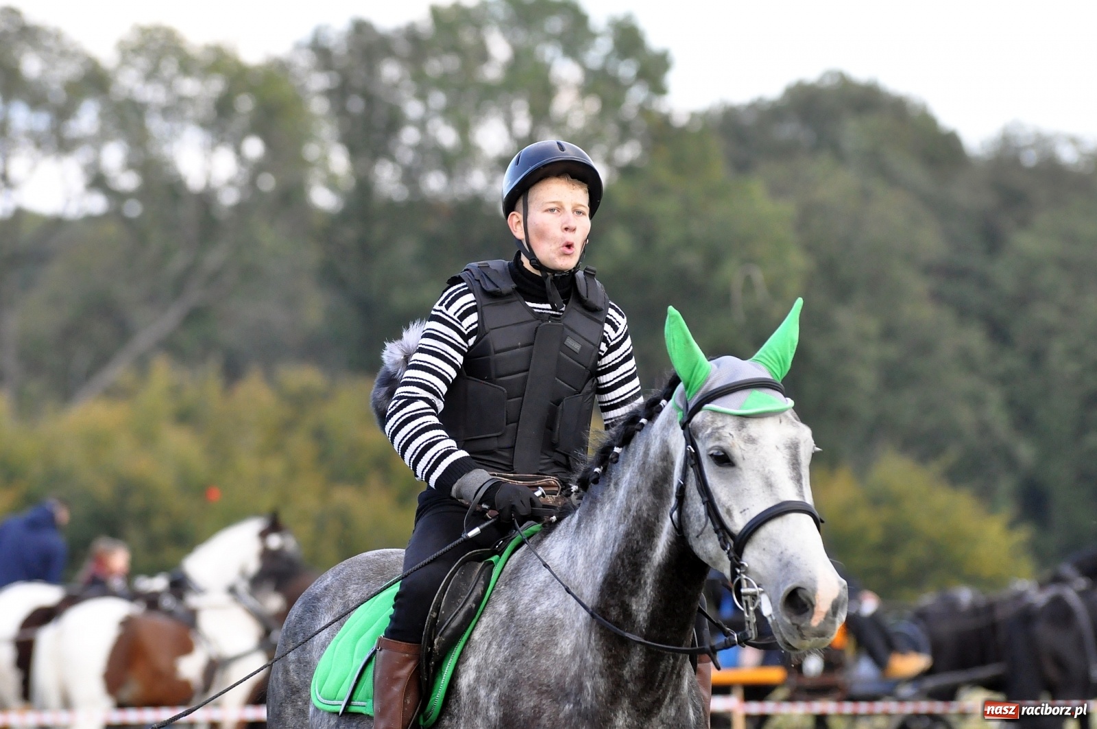 Zdjęcie w galerii na portalu naszraciborz.pl: W Łańcach na Hubertusie dwa razy gonili lisa [FOTO i WIDEO]  wiadomości z regionu