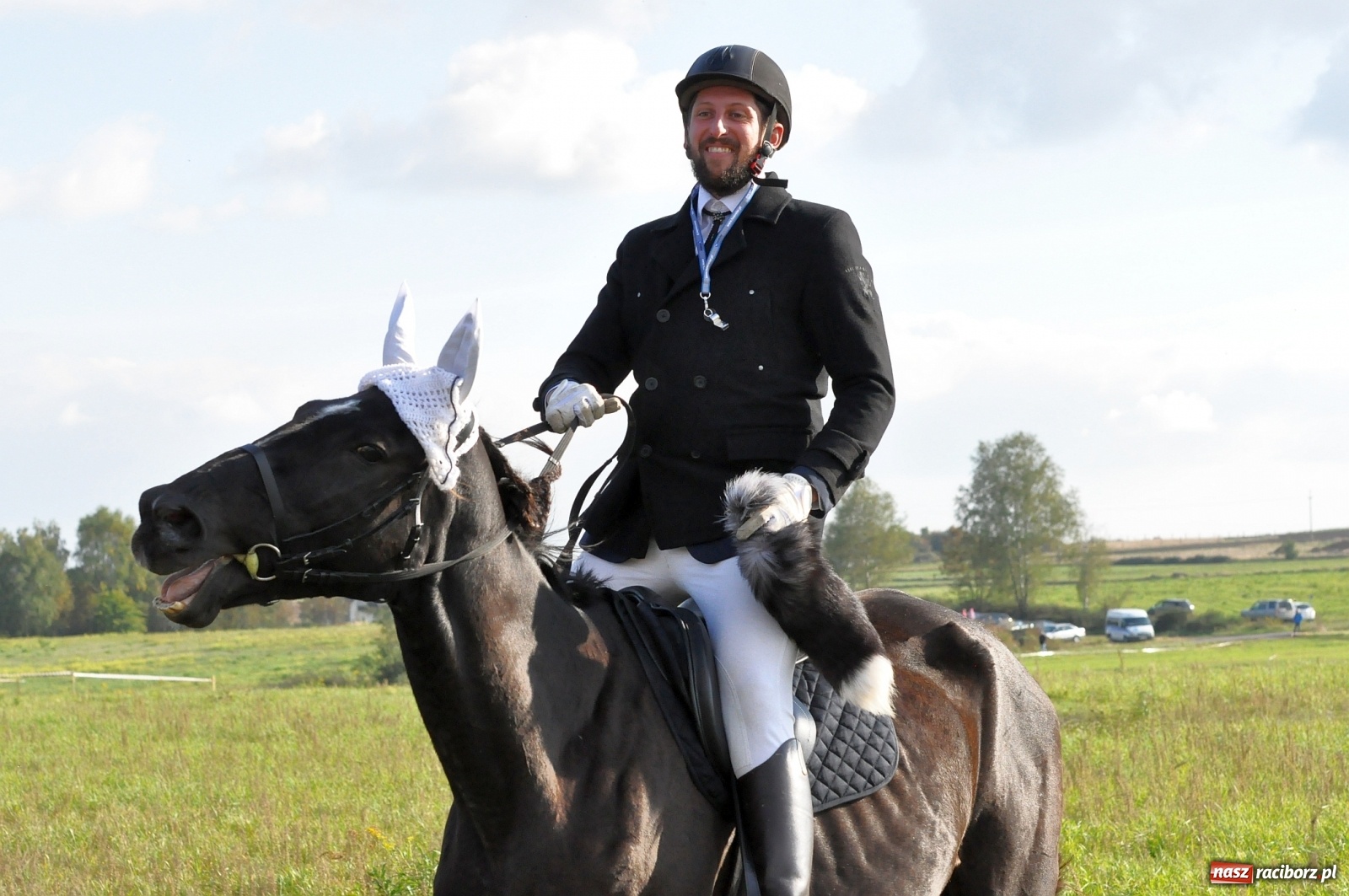 Zdjęcie w galerii na portalu naszraciborz.pl: W Łańcach na Hubertusie dwa razy gonili lisa [FOTO i WIDEO]  wiadomości z regionu