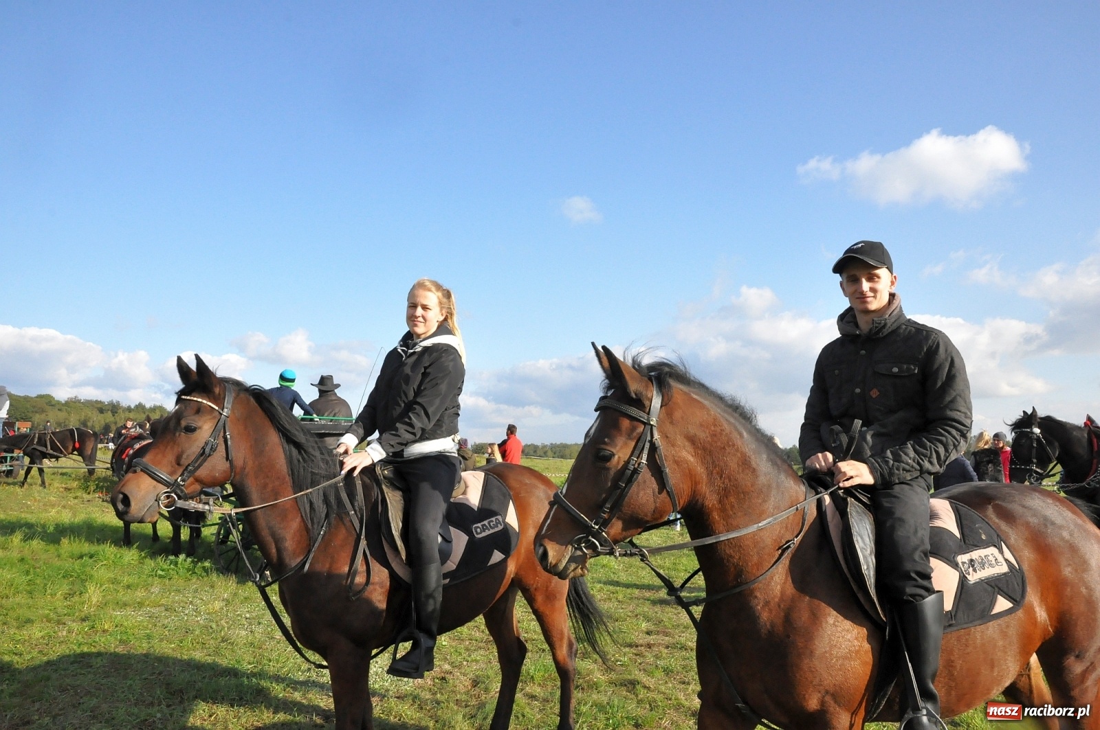 Zdjęcie w galerii na portalu naszraciborz.pl: W Łańcach na Hubertusie dwa razy gonili lisa [FOTO i WIDEO]  wiadomości z regionu