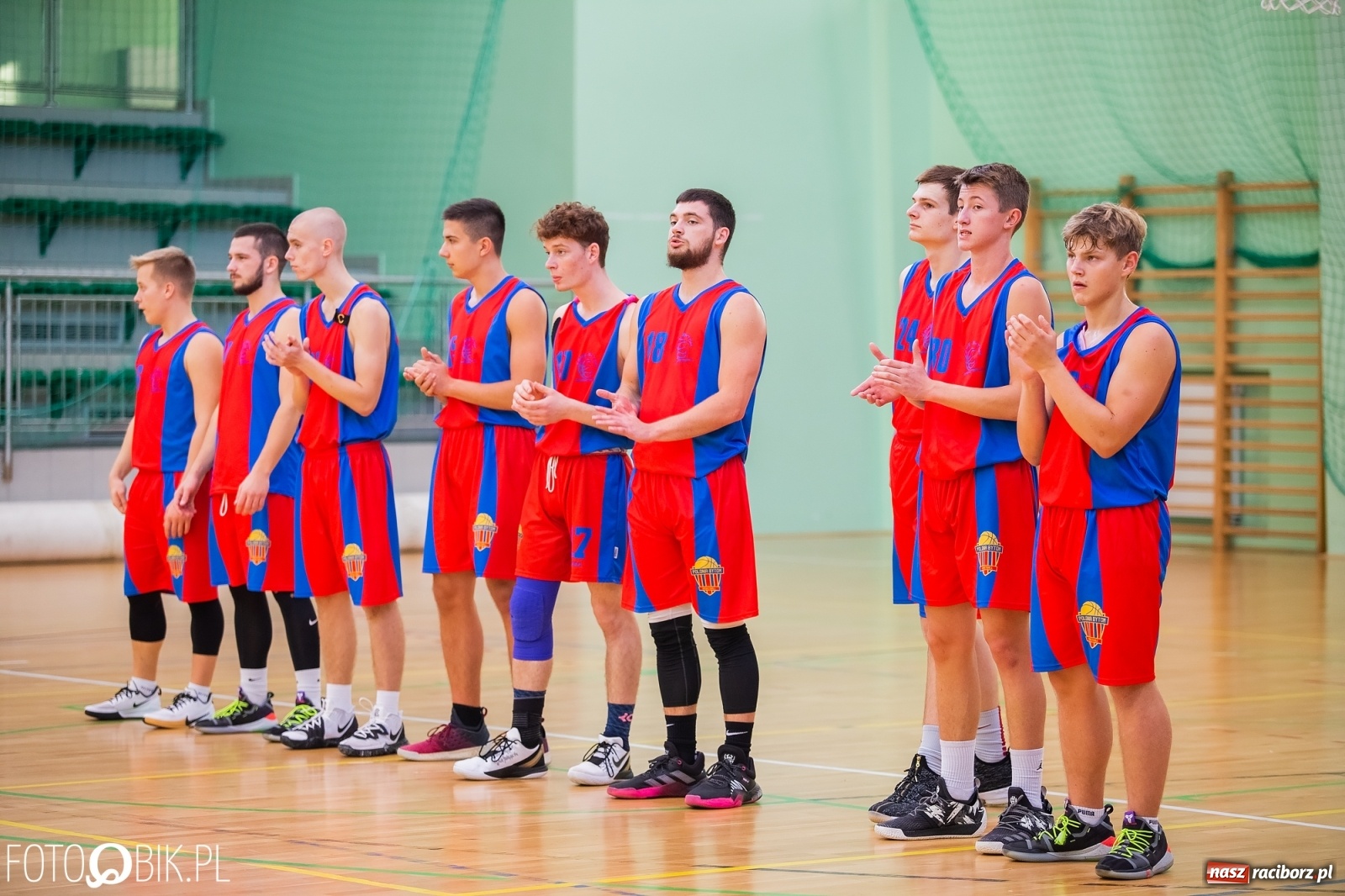 Zdjęcie w galerii na portalu naszraciborz.pl: Koszykówka. Dreszczowiec w inauguracyjnym starciu Ofensywy wiadomości z regionu