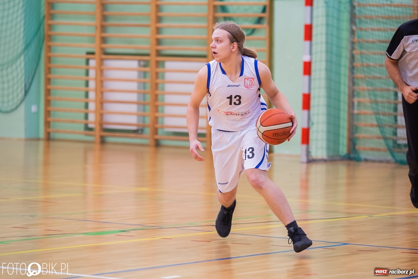 Zdjęcie w galerii na portalu naszraciborz.pl: Koszykówka. Dreszczowiec w inauguracyjnym starciu Ofensywy wiadomości z regionu