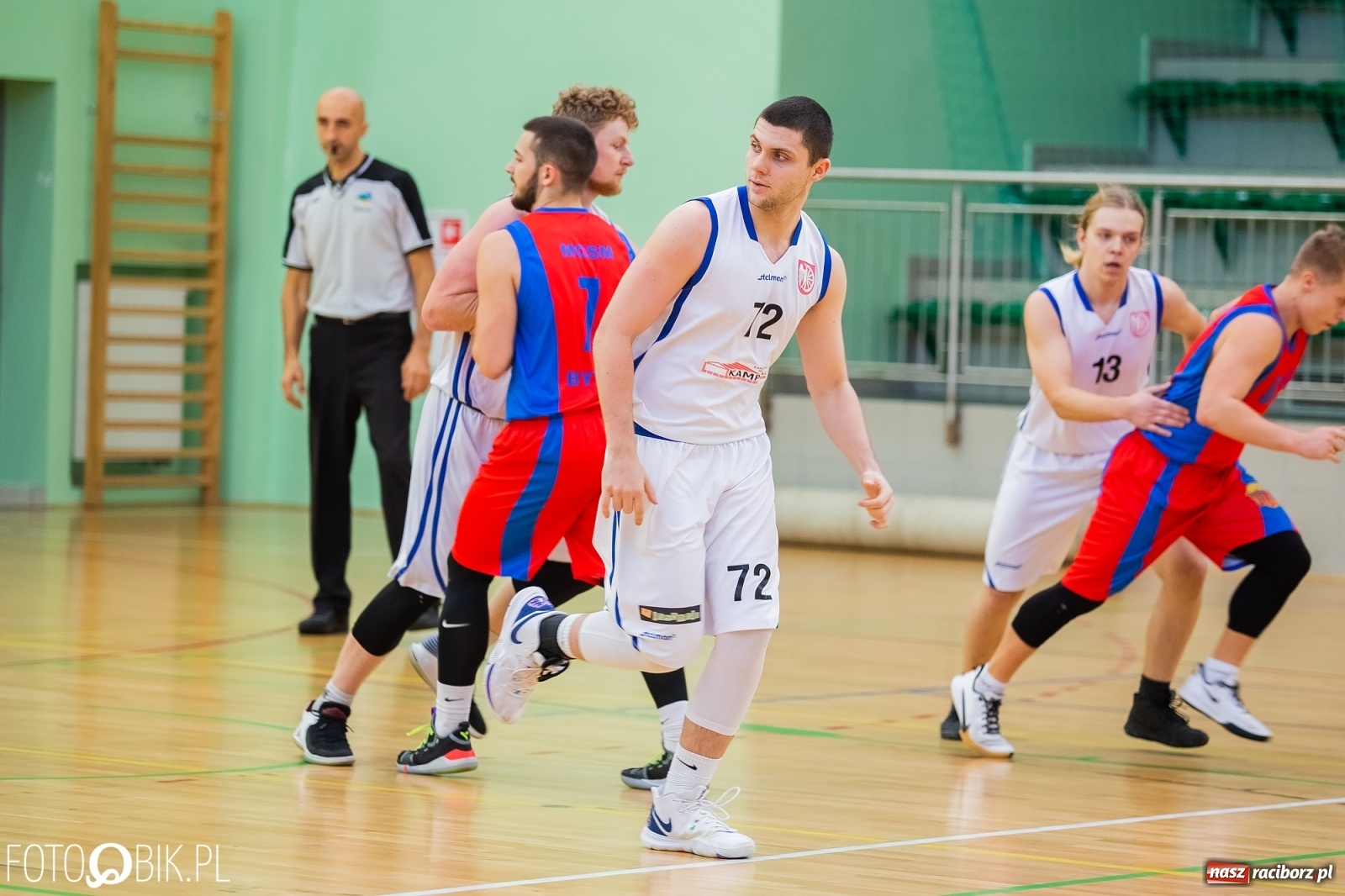 Zdjęcie w galerii na portalu naszraciborz.pl: Koszykówka. Dreszczowiec w inauguracyjnym starciu Ofensywy wiadomości z regionu