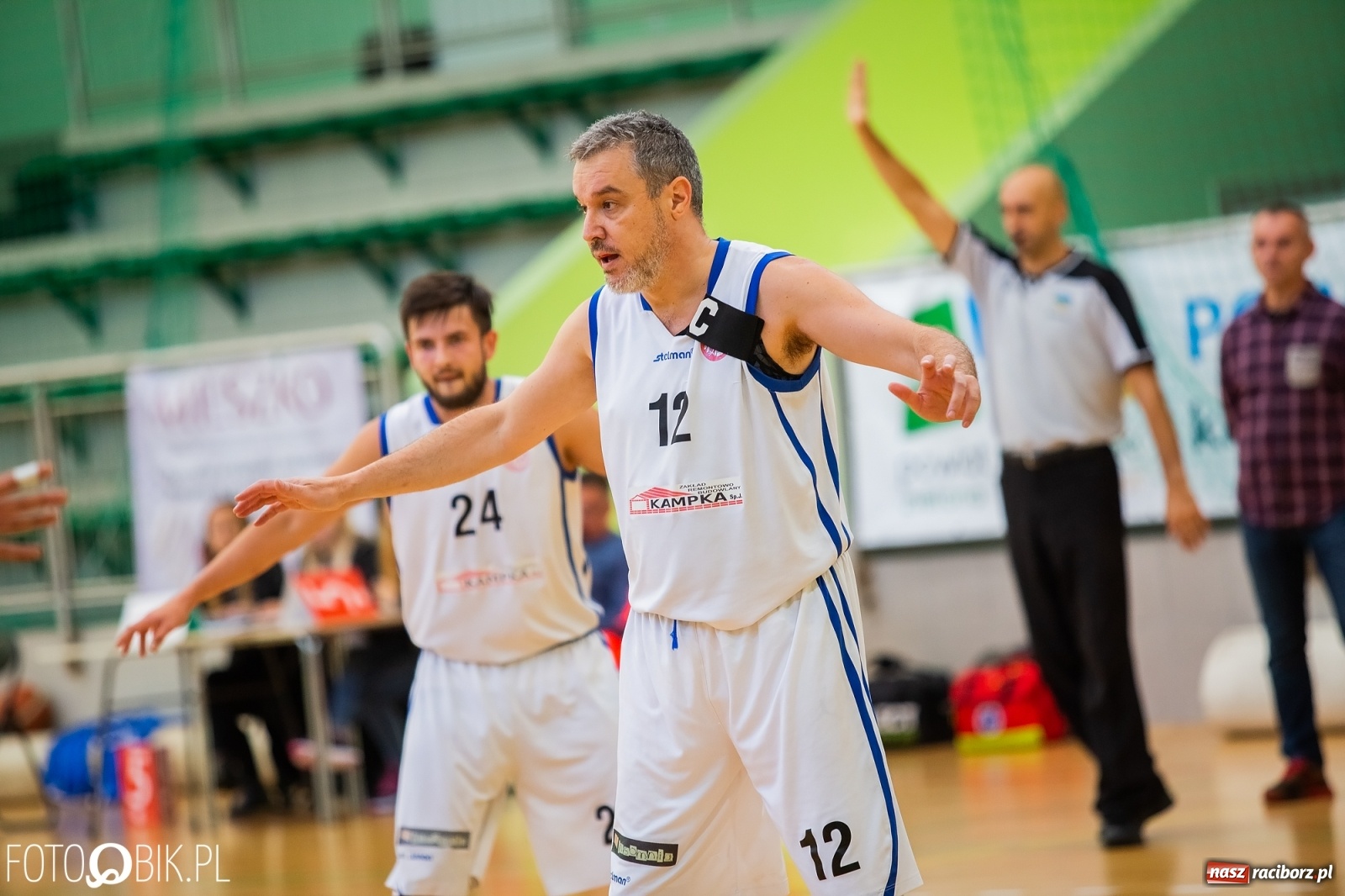 Zdjęcie w galerii na portalu naszraciborz.pl: Koszykówka. Dreszczowiec w inauguracyjnym starciu Ofensywy wiadomości z regionu