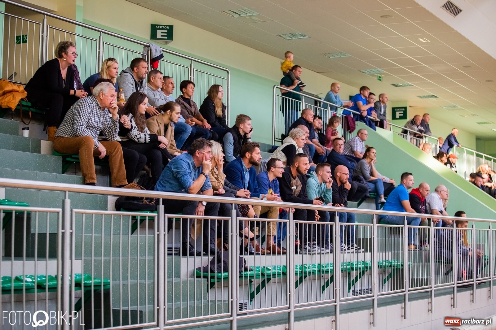 Zdjęcie w galerii na portalu naszraciborz.pl: Koszykówka. Dreszczowiec w inauguracyjnym starciu Ofensywy wiadomości z regionu