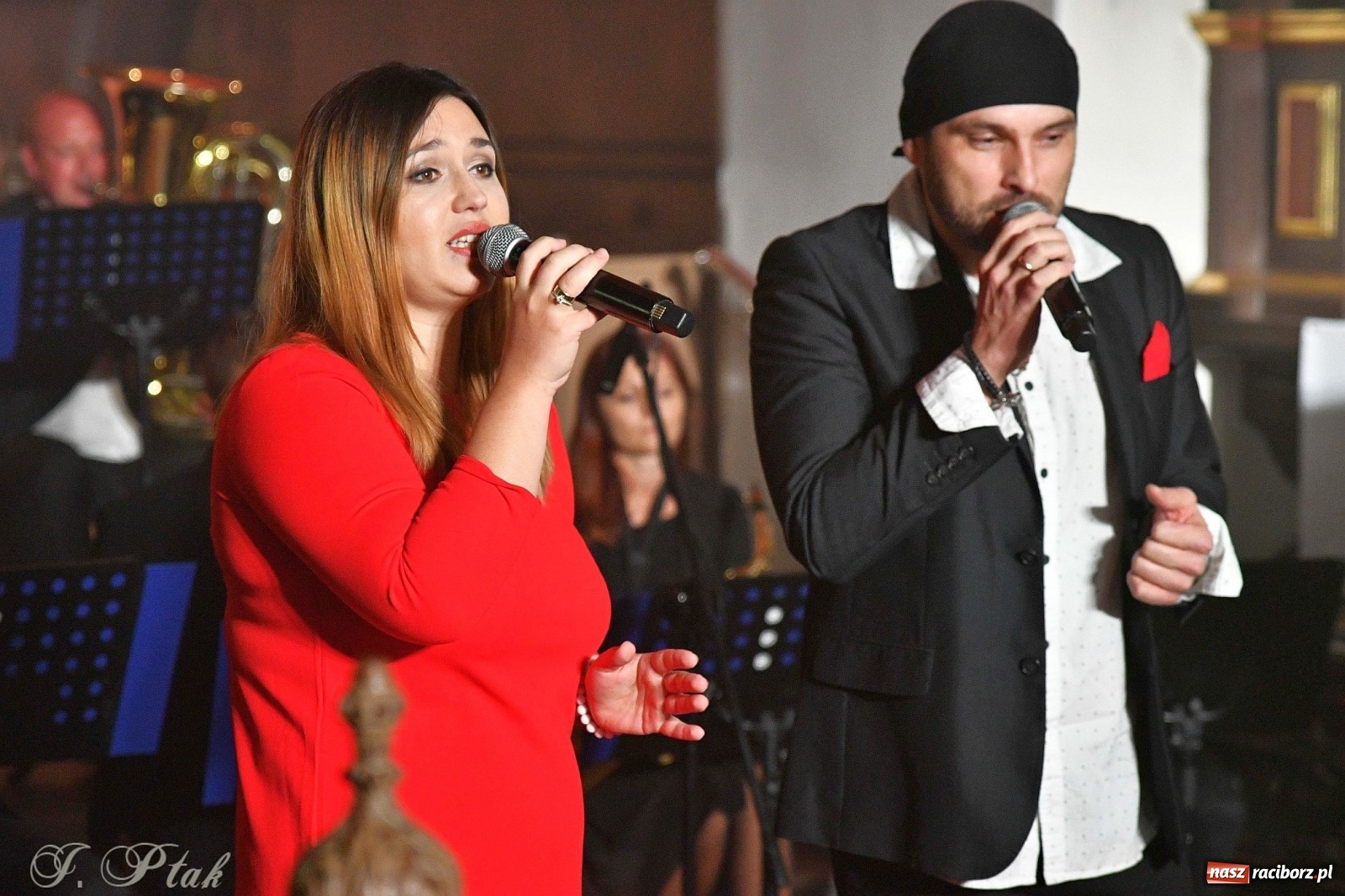 Zdjęcie w galerii na portalu naszraciborz.pl: Dzień Papieski. Wyjątkowy koncert w kościele farnym  wiadomości z regionu