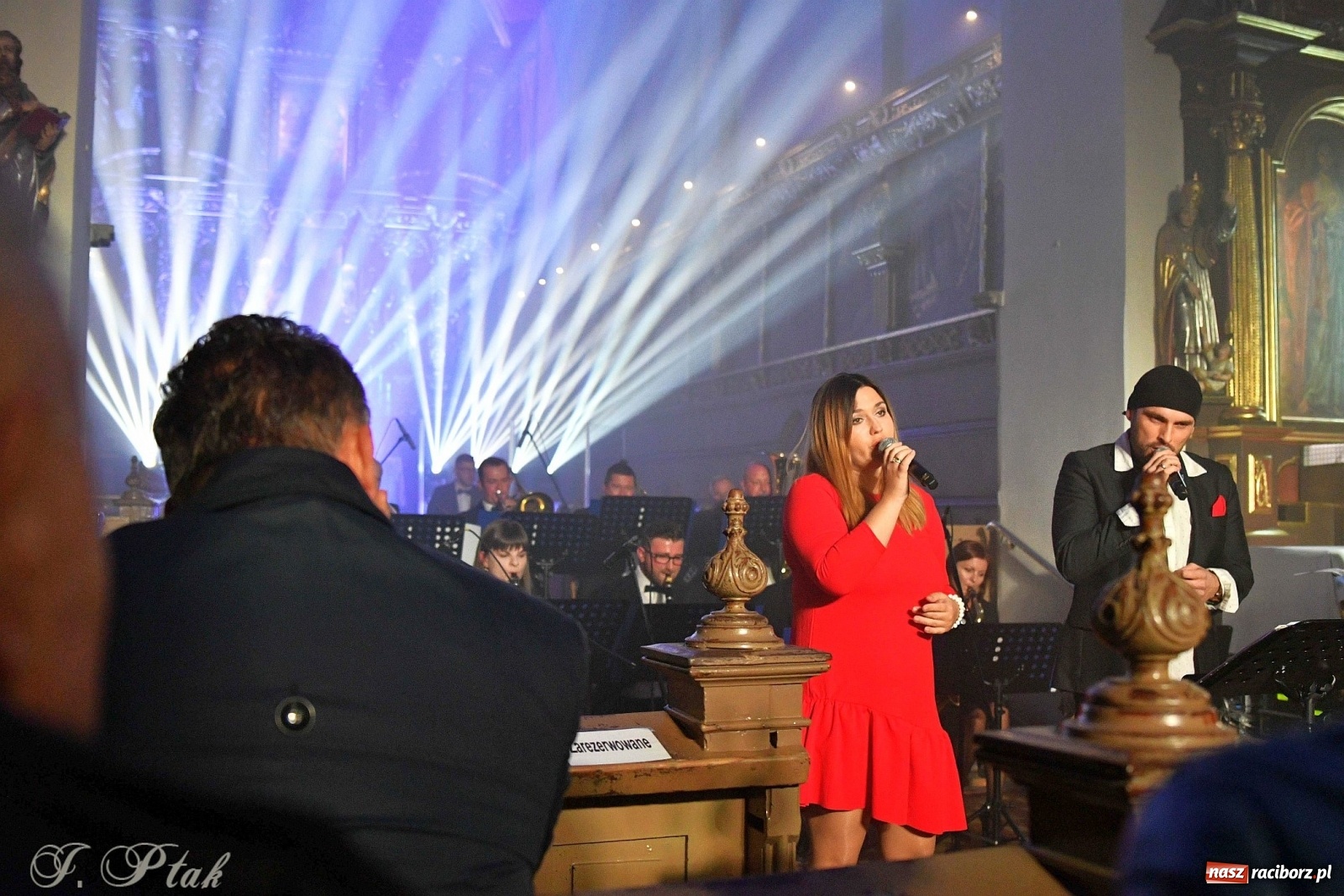 Zdjęcie w galerii na portalu naszraciborz.pl: Dzień Papieski. Wyjątkowy koncert w kościele farnym  wiadomości z regionu