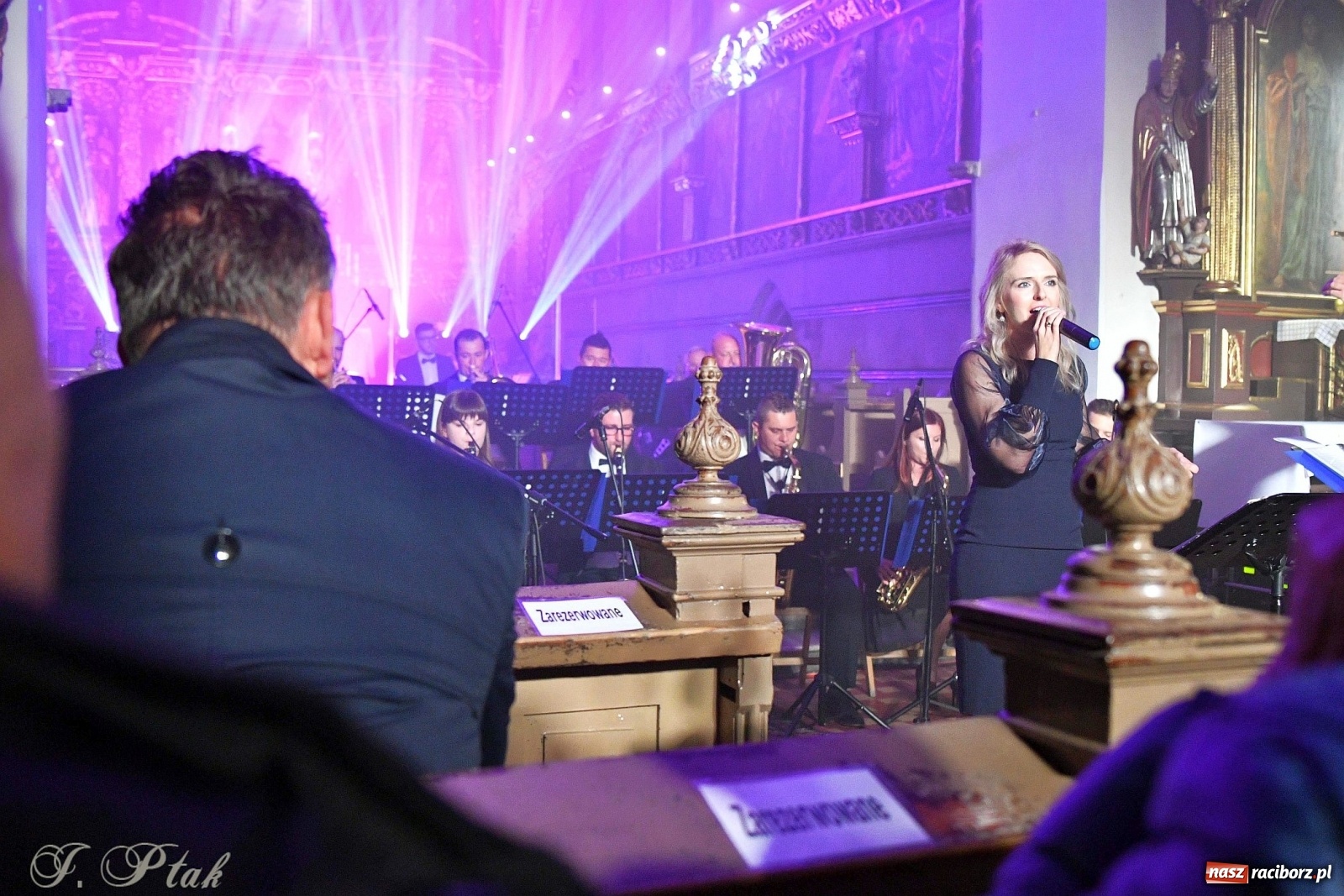 Zdjęcie w galerii na portalu naszraciborz.pl: Dzień Papieski. Wyjątkowy koncert w kościele farnym  wiadomości z regionu