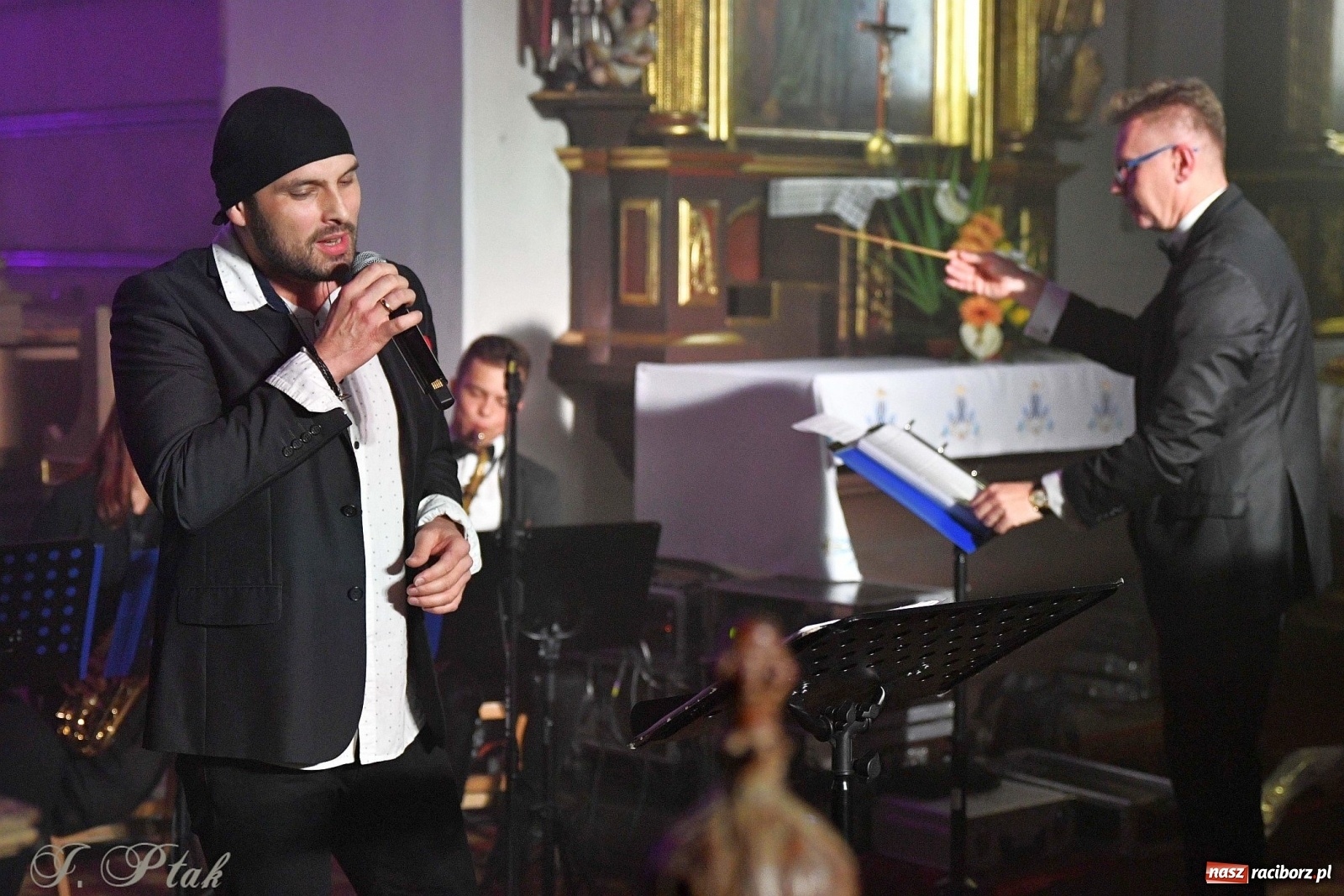 Zdjęcie w galerii na portalu naszraciborz.pl: Dzień Papieski. Wyjątkowy koncert w kościele farnym  wiadomości z regionu