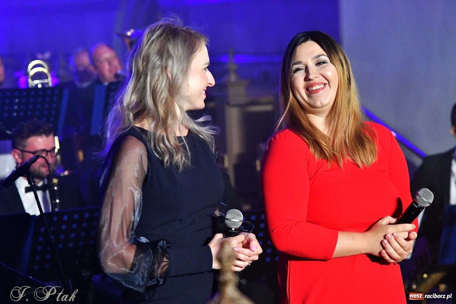 Zdjęcie w galerii na portalu naszraciborz.pl: Dzień Papieski. Wyjątkowy koncert w kościele farnym  wiadomości z regionu