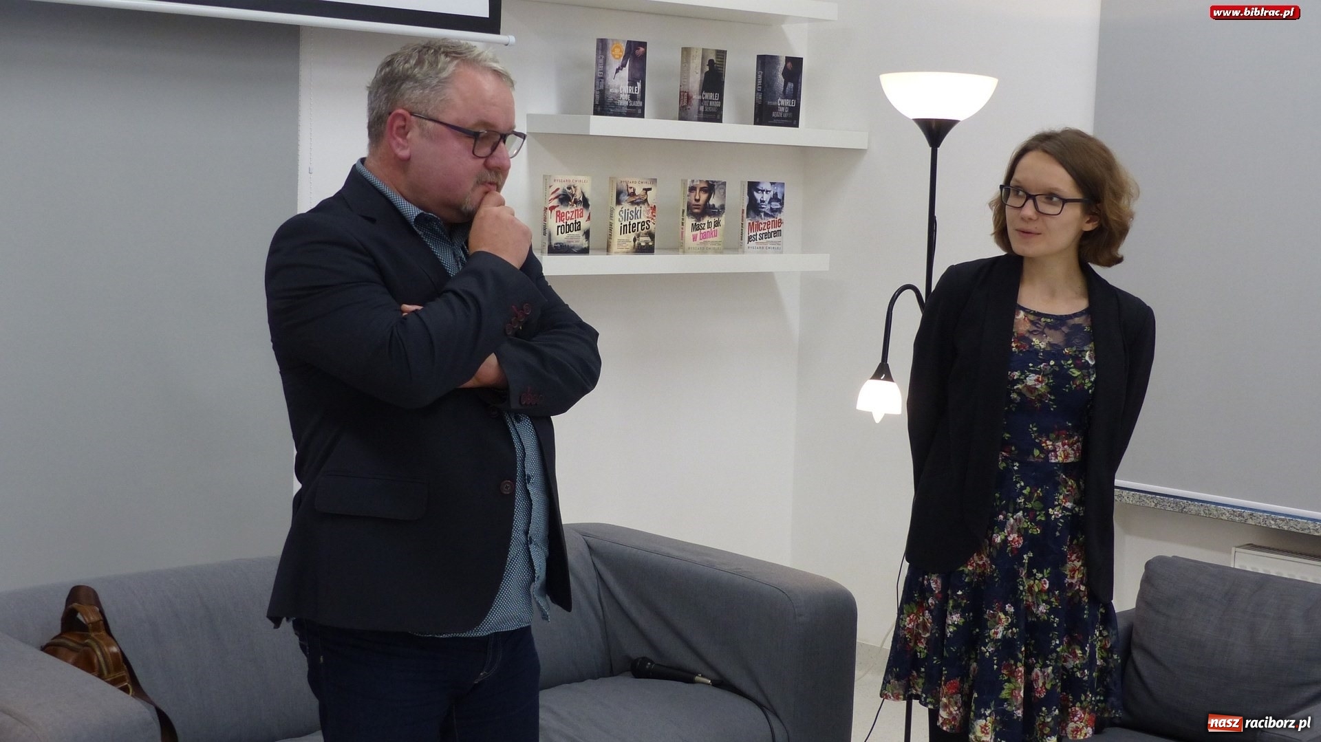 Zdjęcie w galerii na portalu naszraciborz.pl: Ryszard Ćwirlej na finał Literackiej jesieni z Księgarnią Sowa  wiadomości z regionu